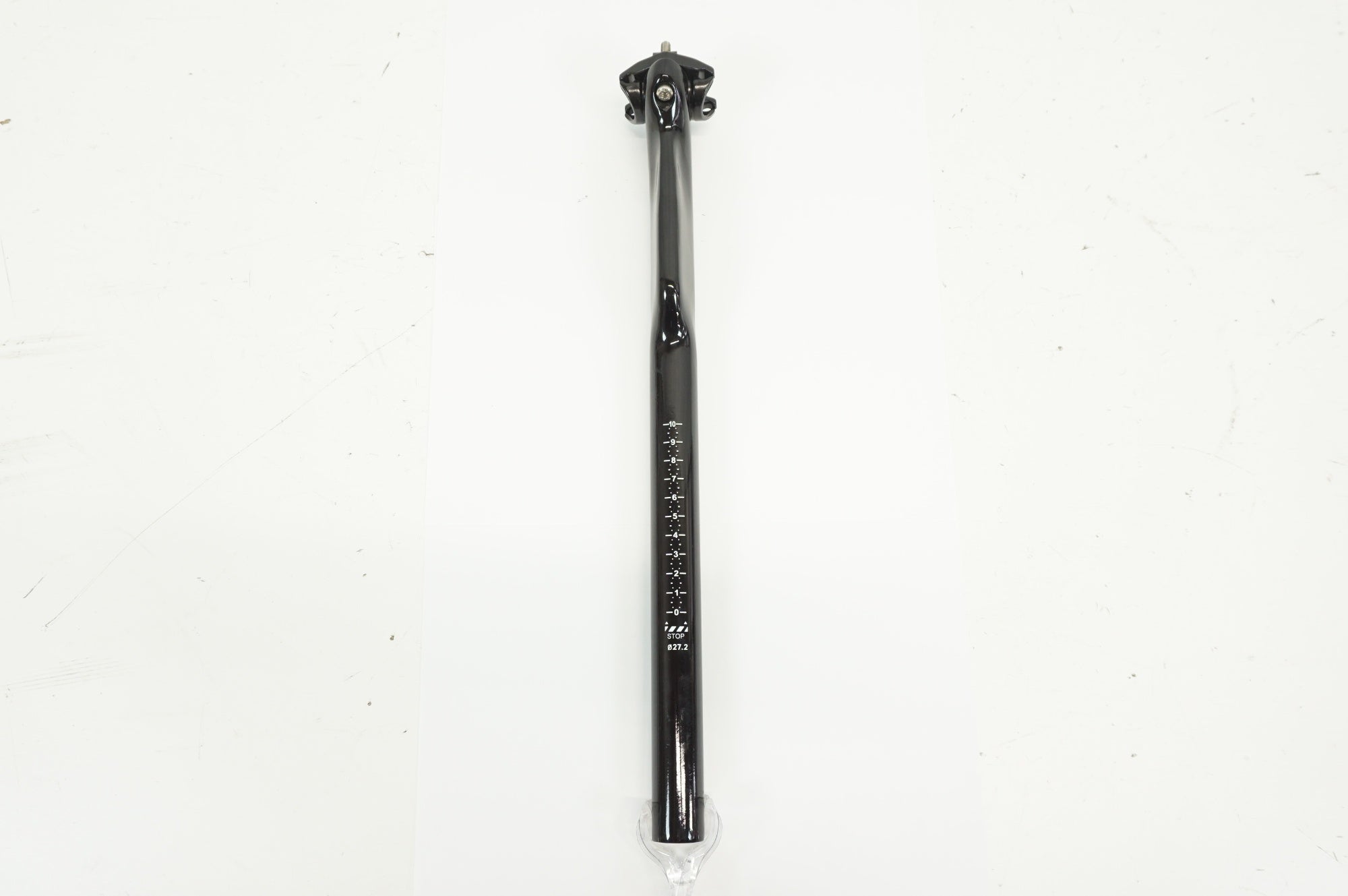 ノーブランド エアロカーボン φ27.2mm 約410mm シートポスト / 宇都宮店