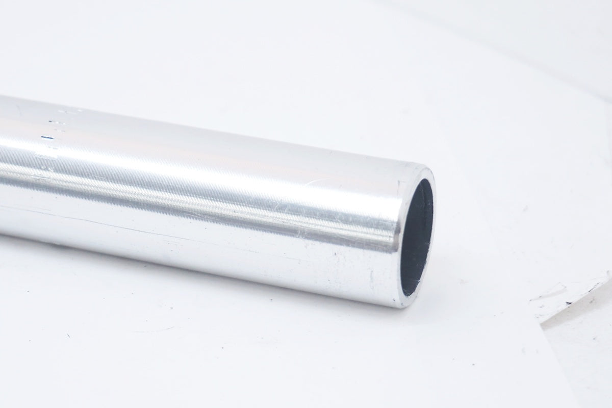 MERIDA 「メリダ」 Φ27.2 300mm シートポスト / 大阪美原北インター店