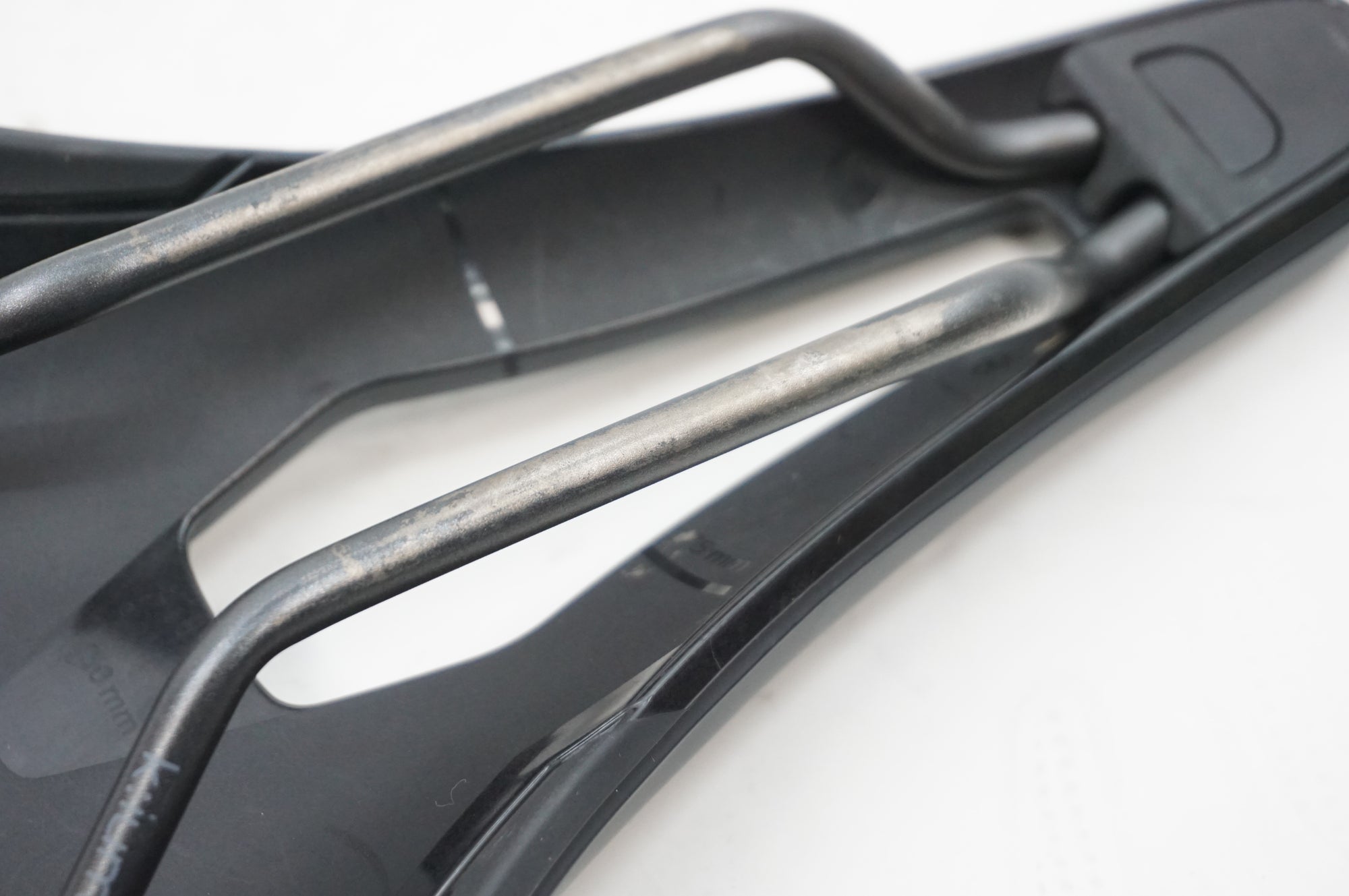 fizik 「フィジーク」 ARGO VENTO R3 サドル / 川越店