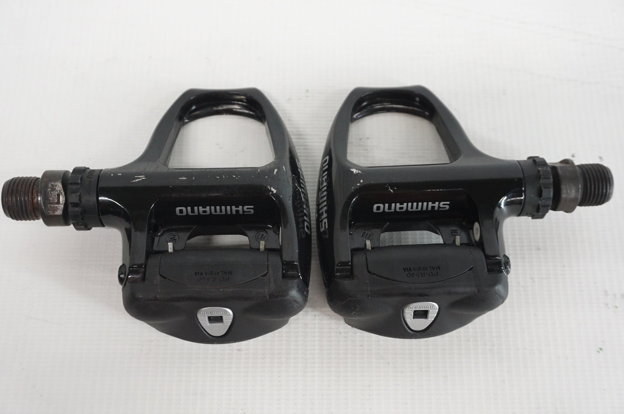 222【新品・未使用】シマノ　ペダル　PD-R540　新品クリート付き SHIMANO PD-R540-LA