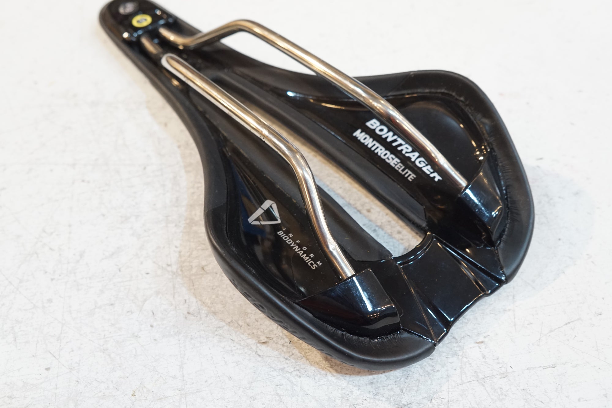 BONTRAGER 「ボントレガー」 MONTROSE ELITE サドル / バイチャリ浦和