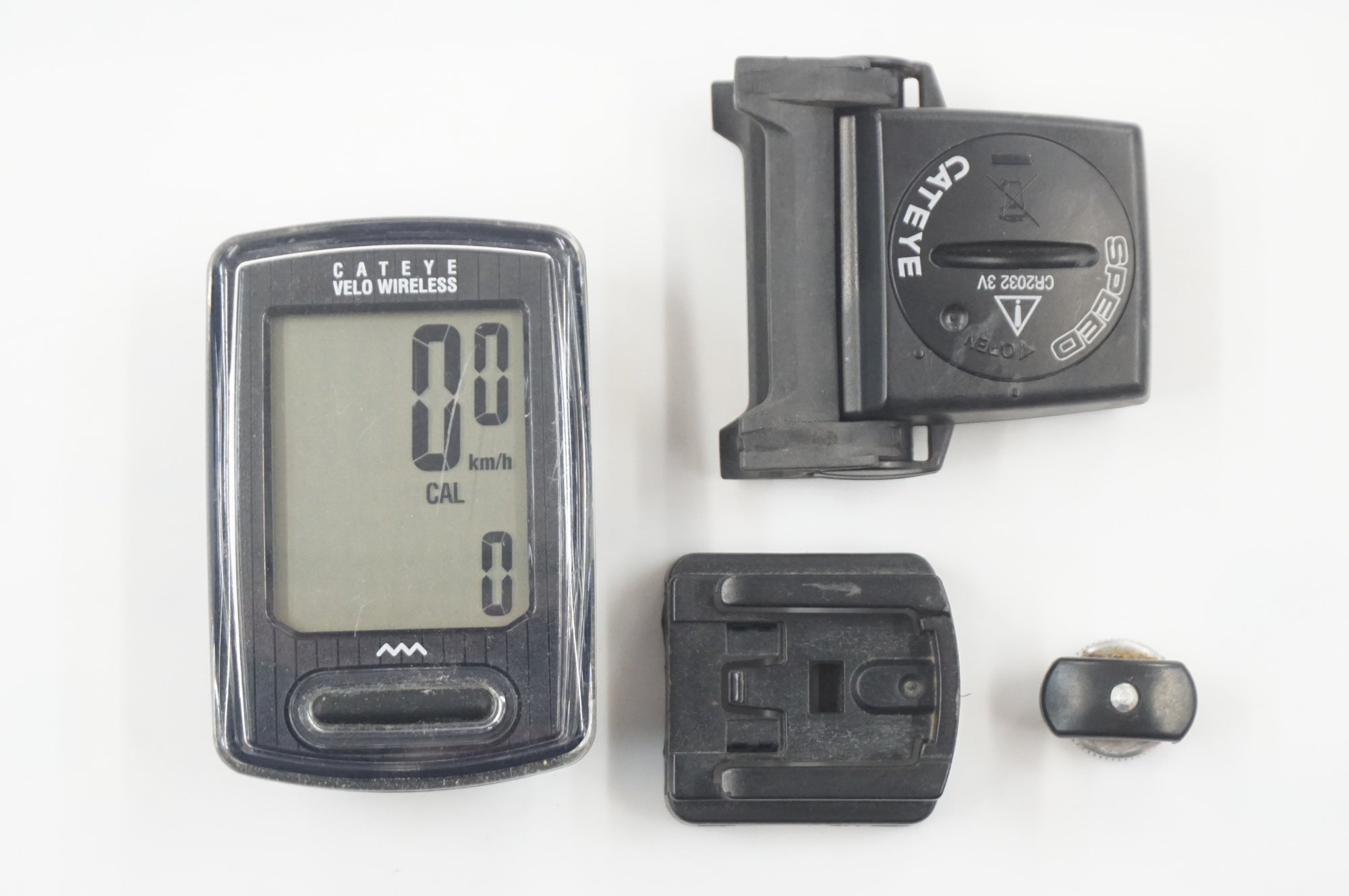 CATEYE 「キャットアイ」 CC-VT230W サイクルコンピューター / 福岡店