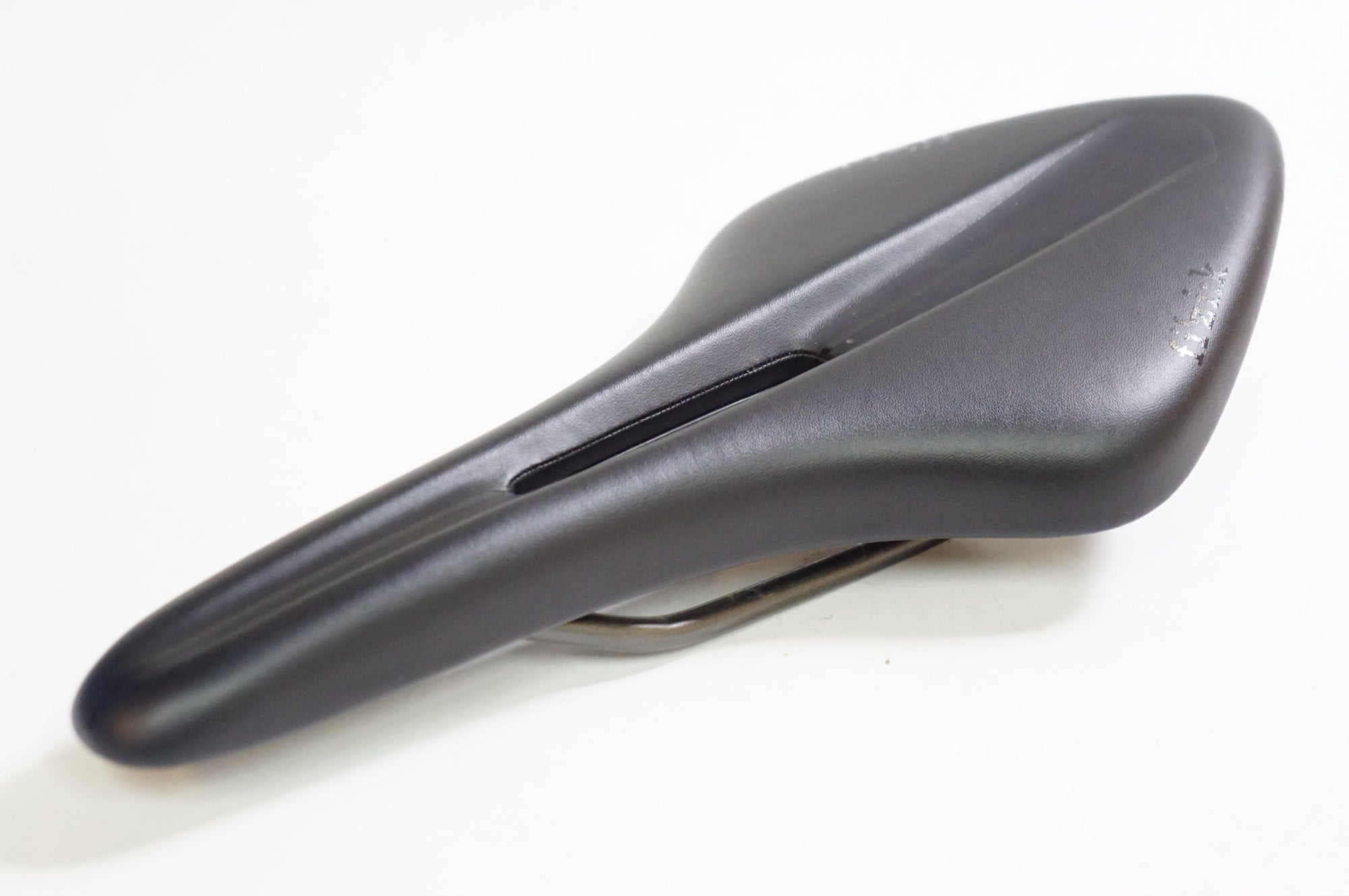 FIZIK 「フィジーク」 ARIONE R3 OPEN サドル / 熊谷本店