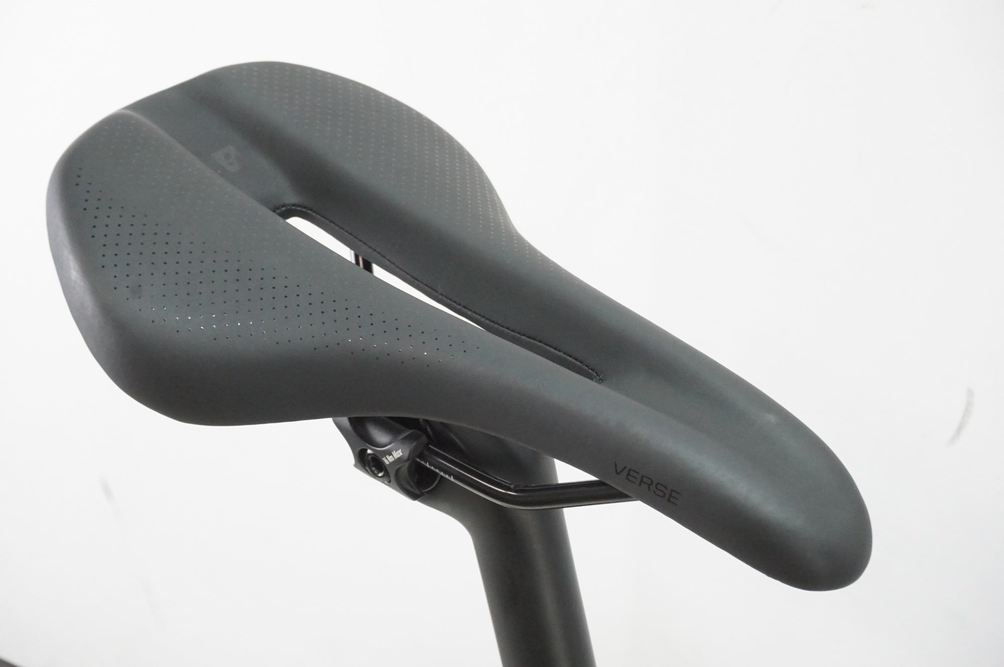 TREK 「トレック」 DOMANE SL 6 GEN 4 2024年モデル ロードバイク / 大宮店