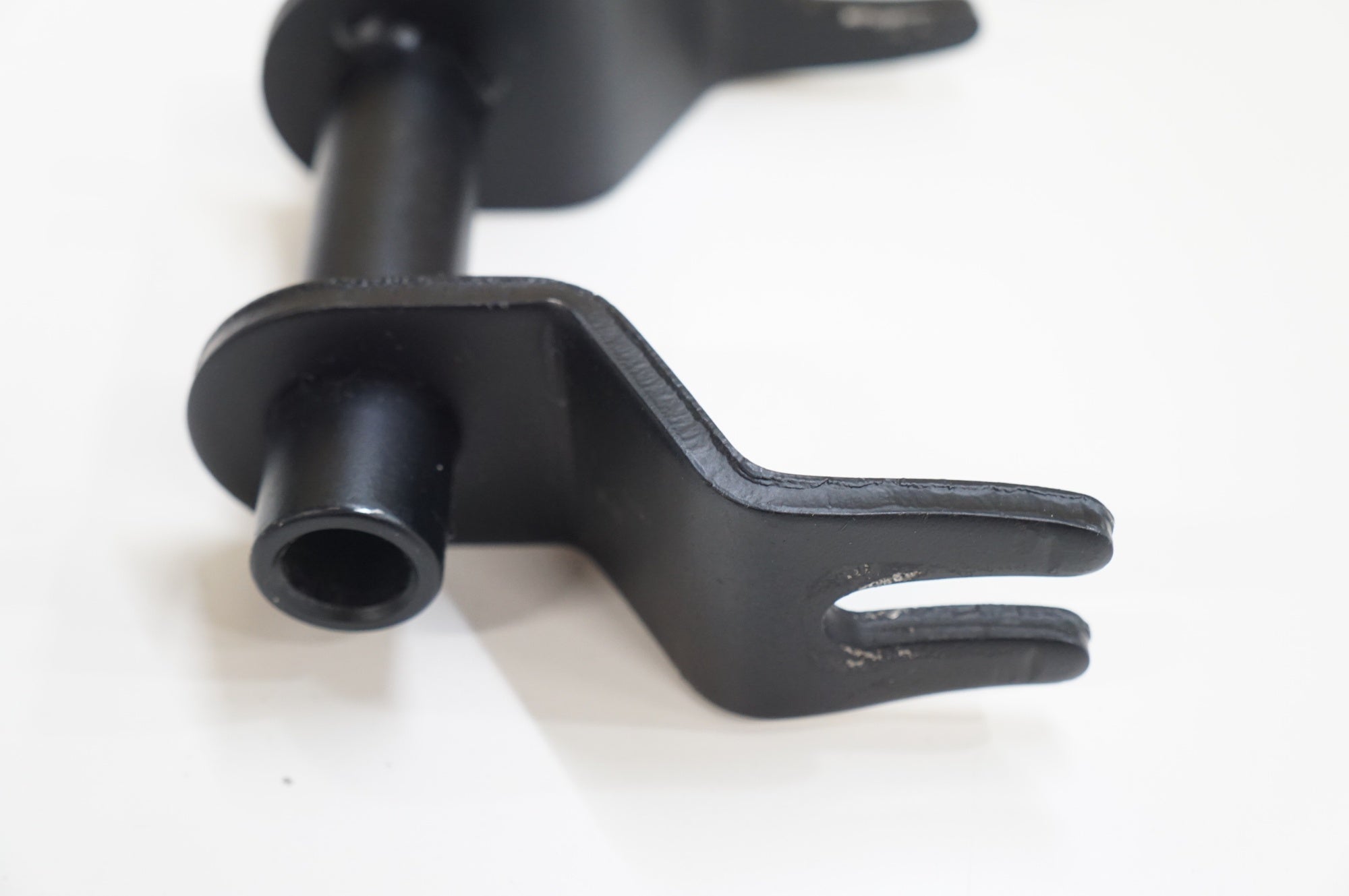 BIKE HAND 「バイク ハンド」 スルーアクスルフォークマウント / 大宮店