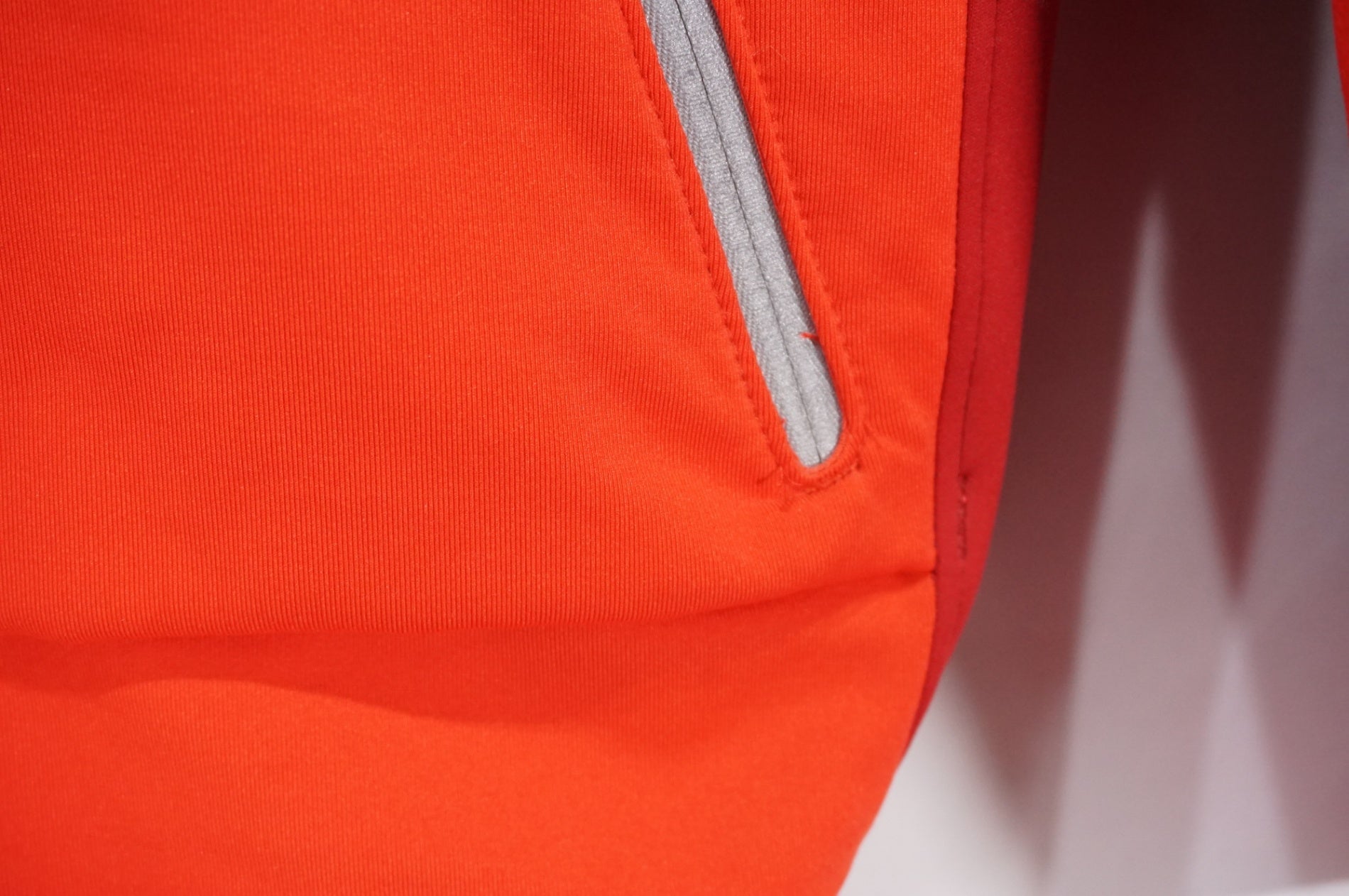 BONTRAGER 「ボントレガー」 VELOCIS S1 SOFT SHELL JACKET Lサイズ ジャケット / AKIBA店