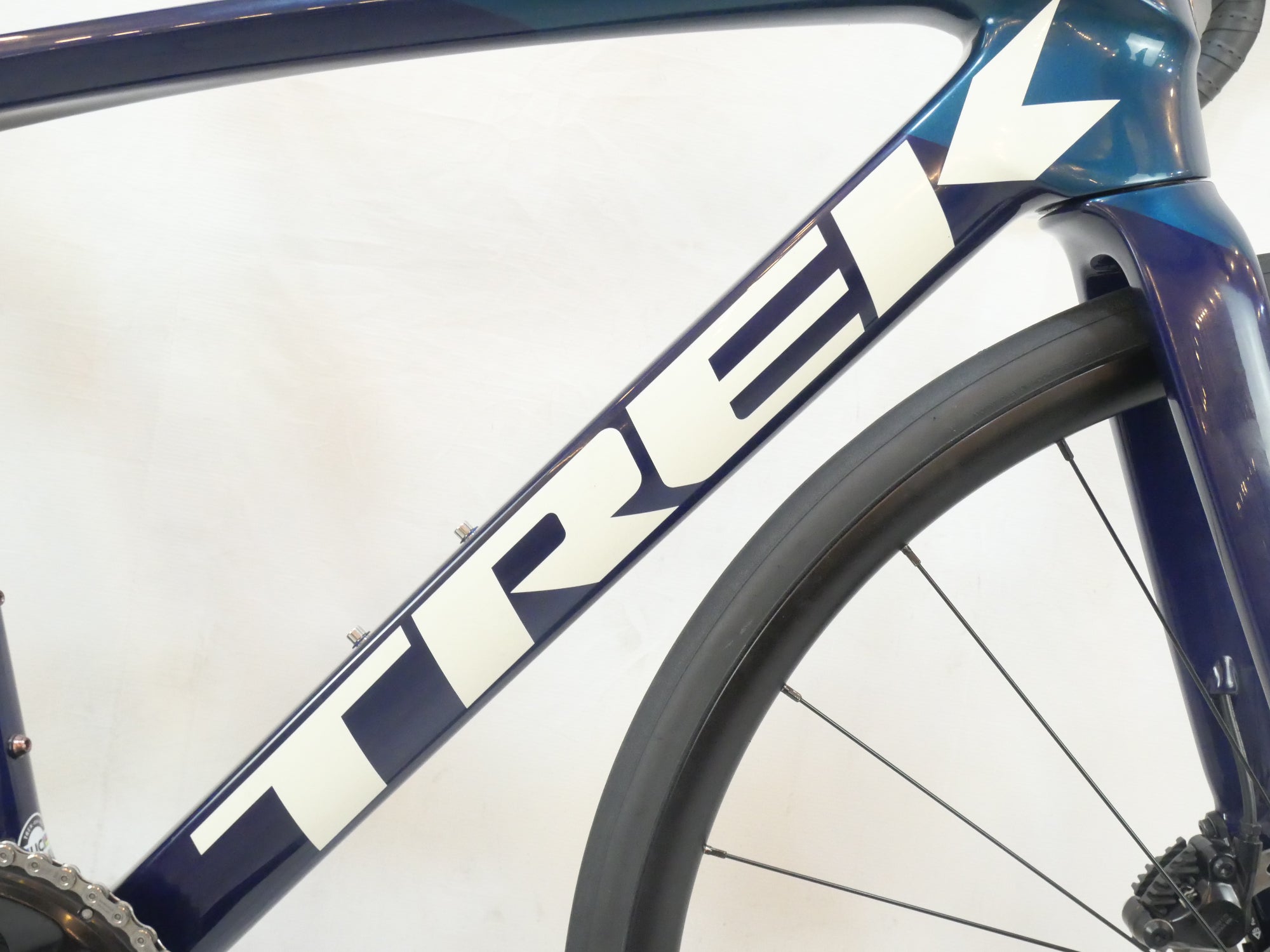TREK 「トレック」 EMONDA SL5 2024年モデル ロードバイク / バイチャリ浦和ベース