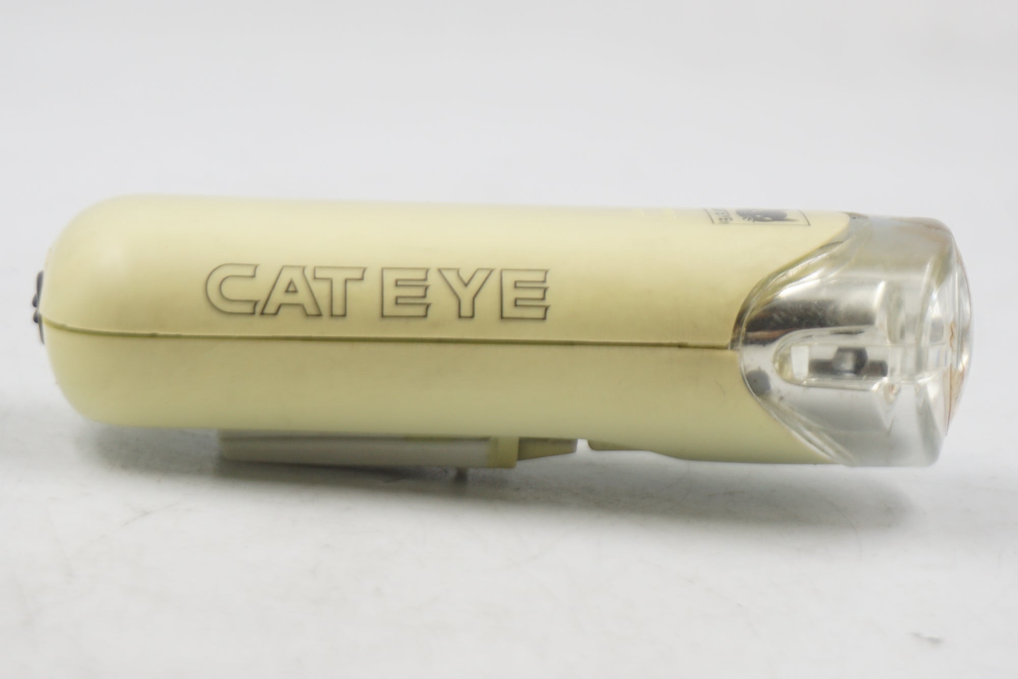 CATEYE 「キャットアイ」 HL-EL130 フロントライト/ 奈良店