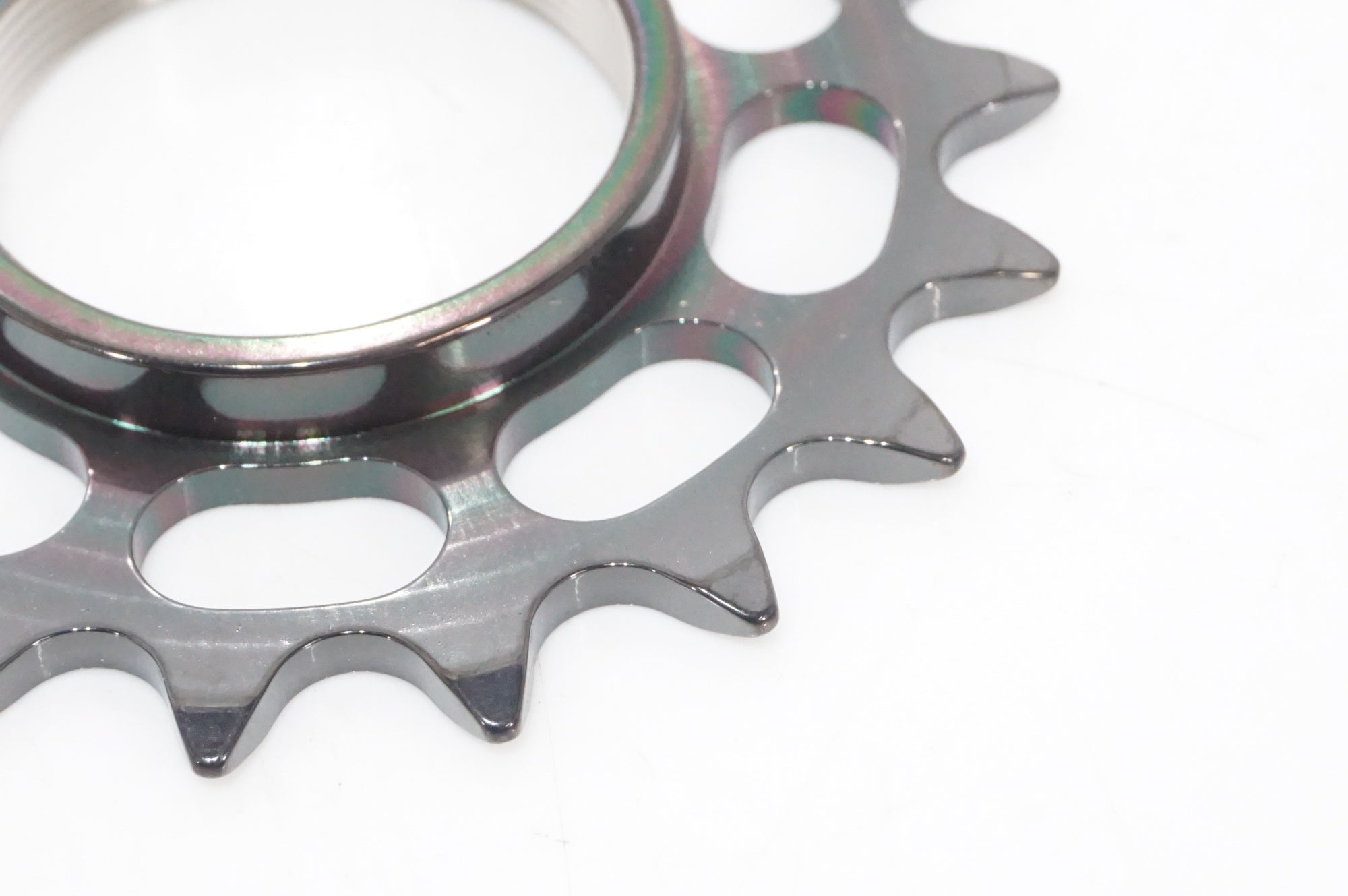 NOVACORONA 「ノバコローナ」 チタン 18T コグ / AKIBA店