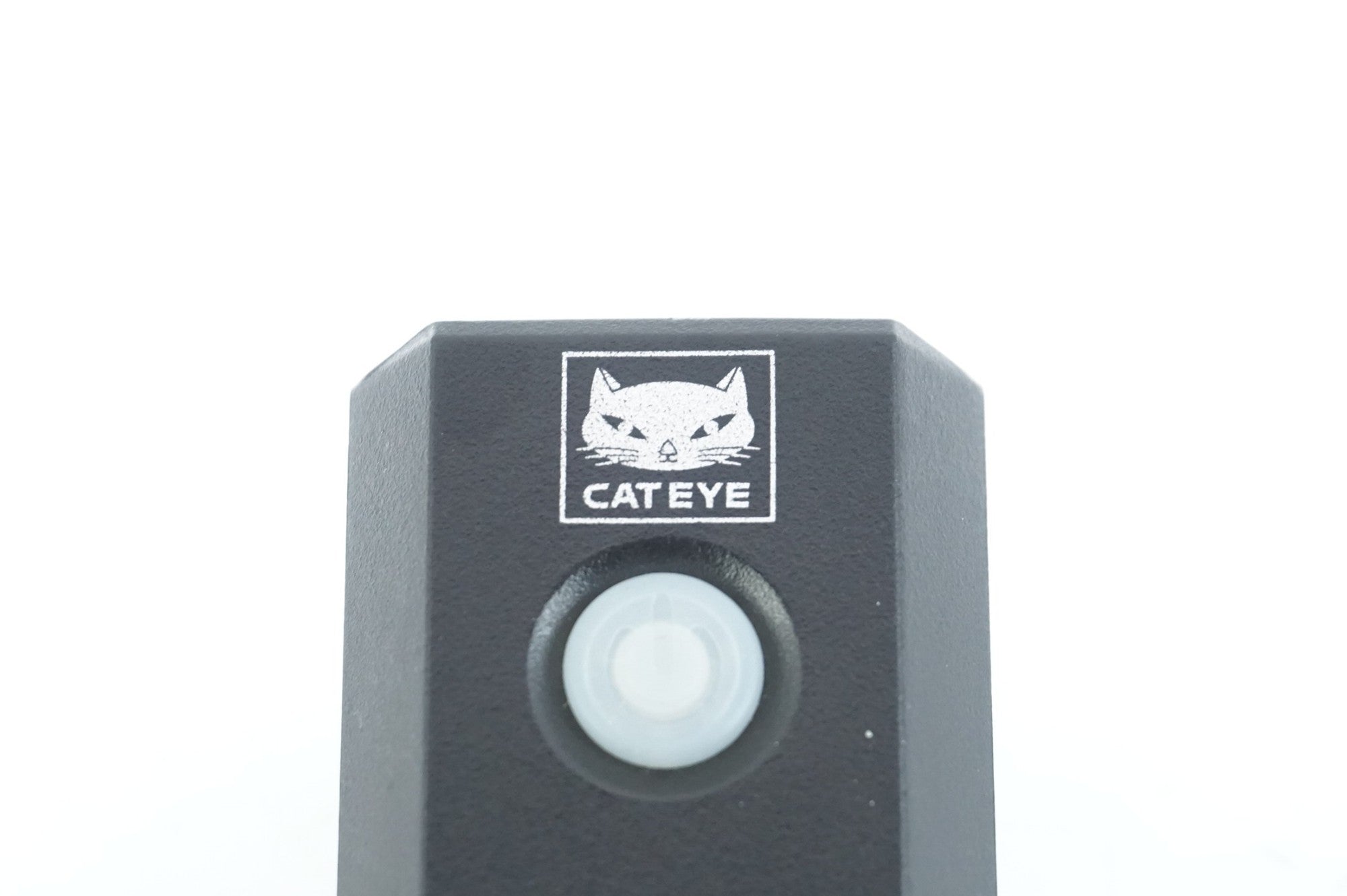 CATEYE 「キャットアイ」 AMPP300 フロントライト / 中目黒店