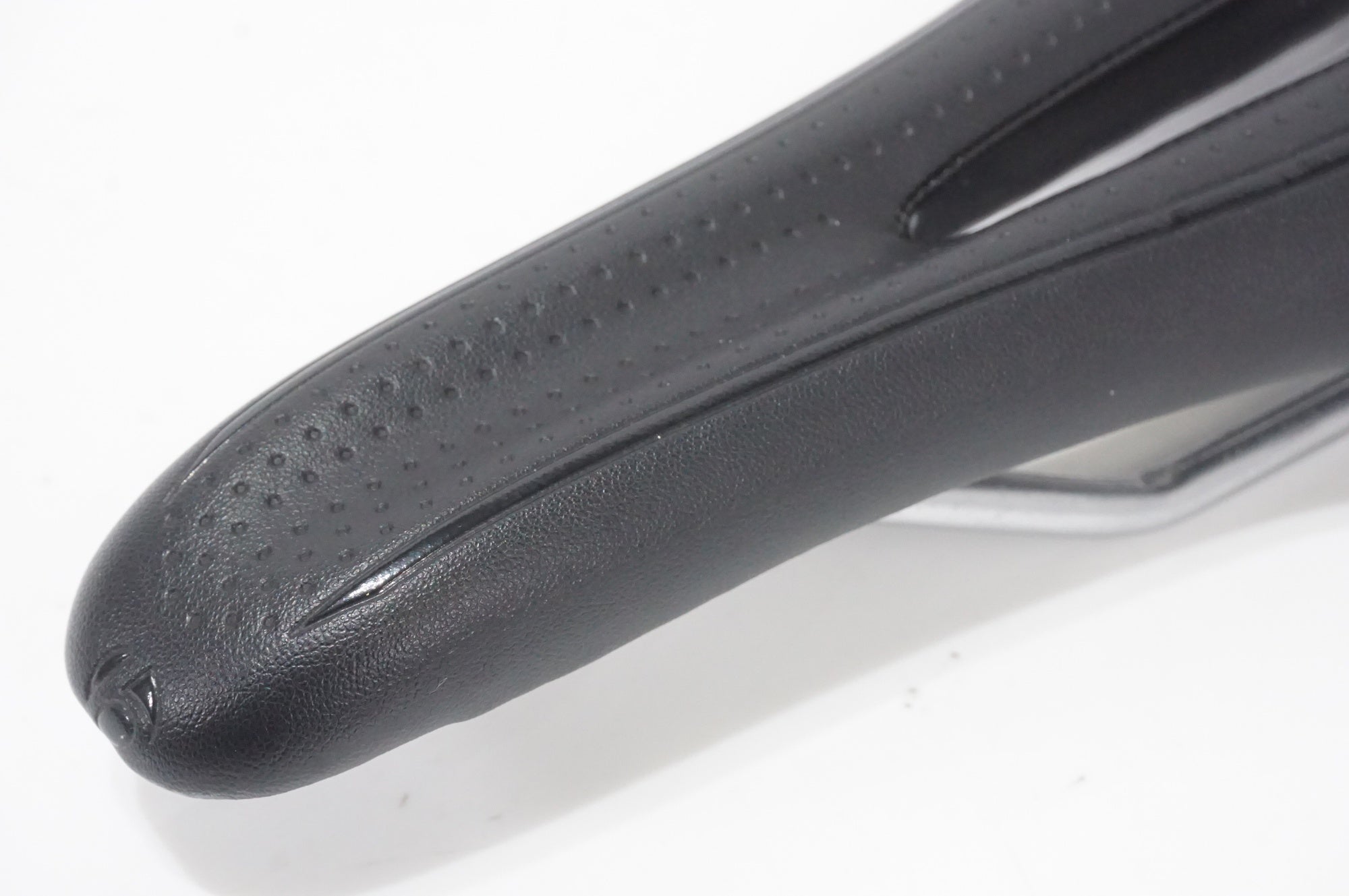 BONTRAGER 「ボントレガー」 PARADIGM RACE サドル / AKIBA店