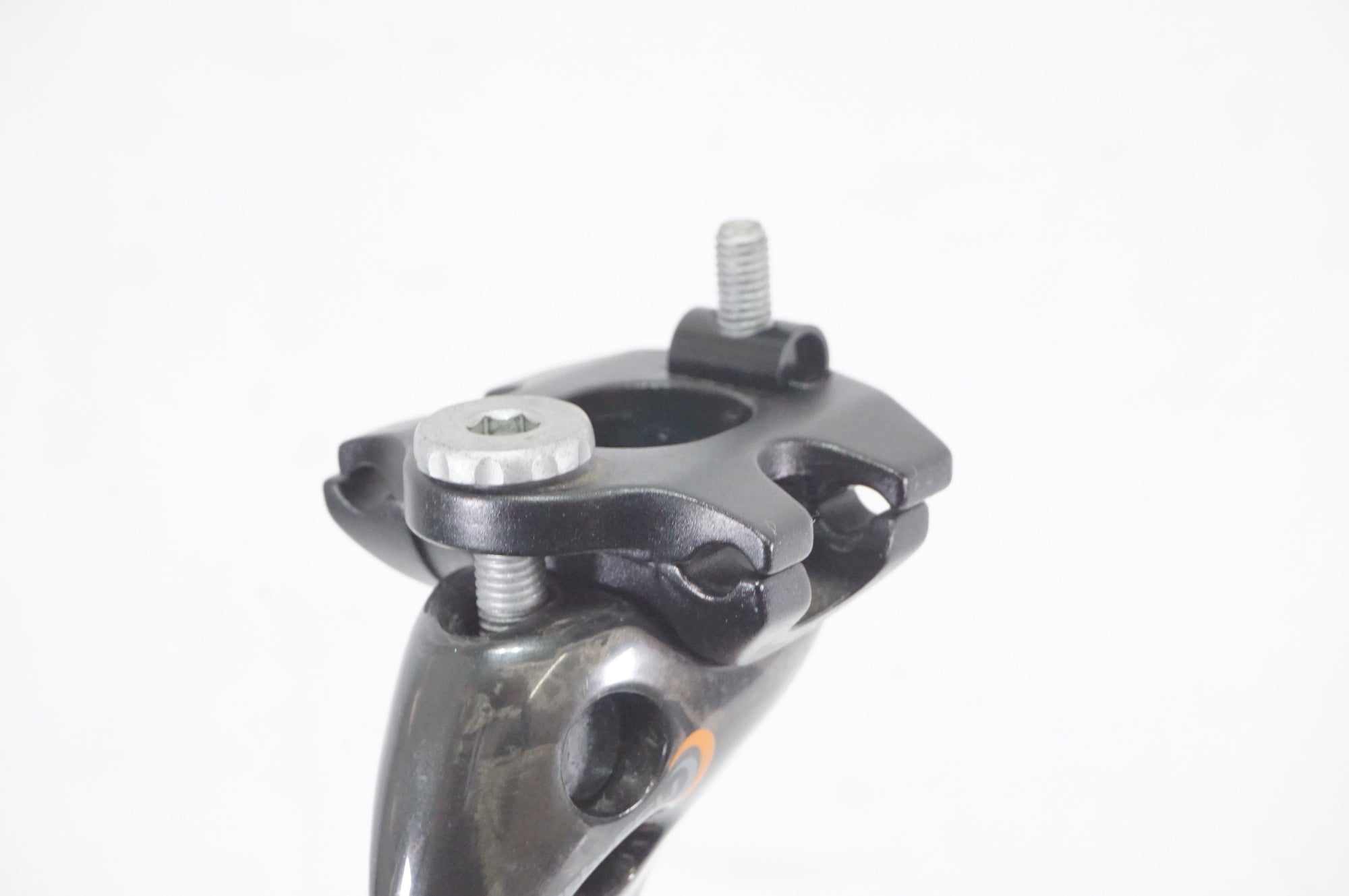 ONEBYESU 「ワンバイエス」 MAGATAMA φ27.2 330mm シートポスト