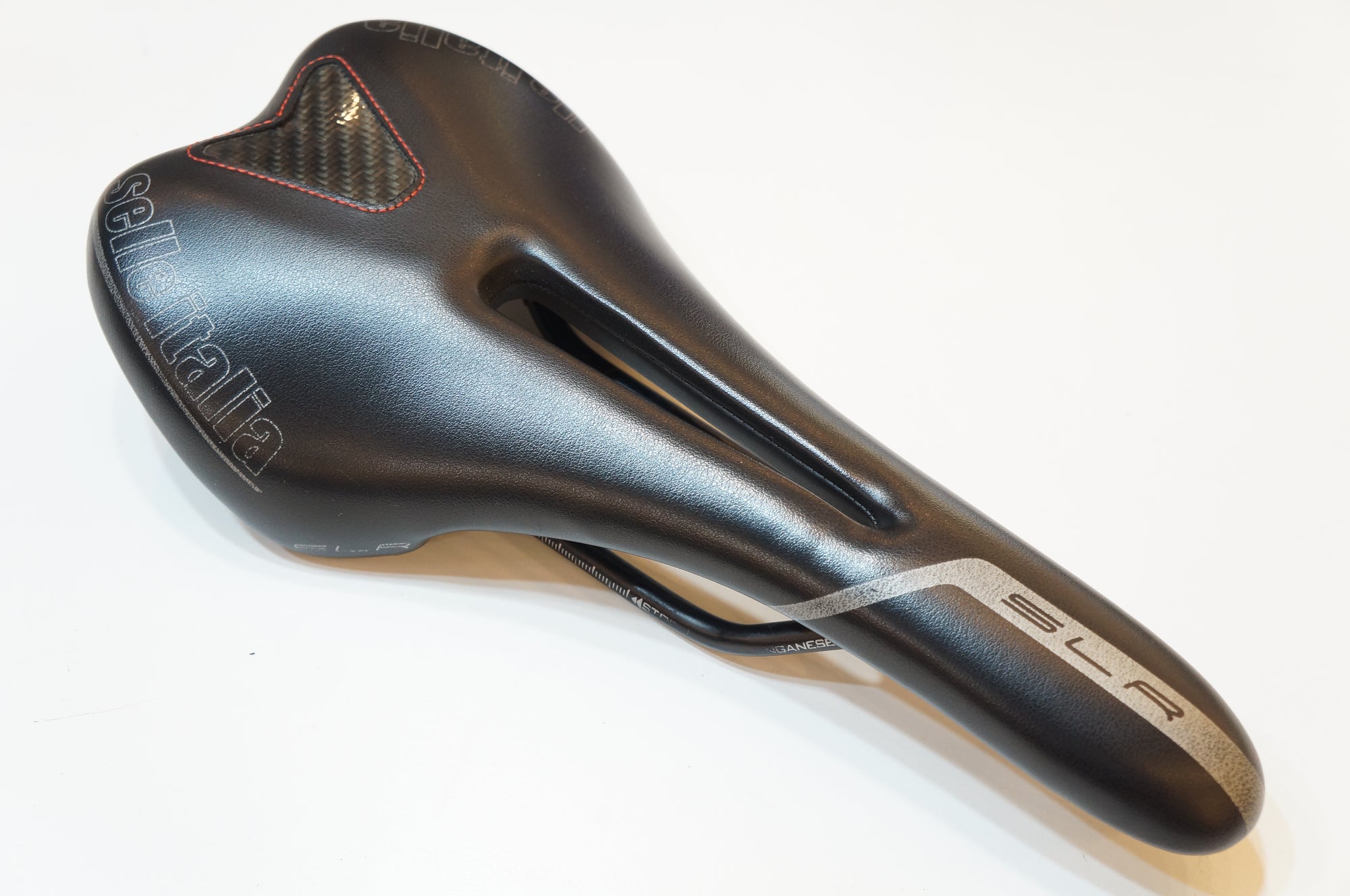 SELLE ITALIA 「セライタリア」 SLR サドル / バイチャリ浦和ベース