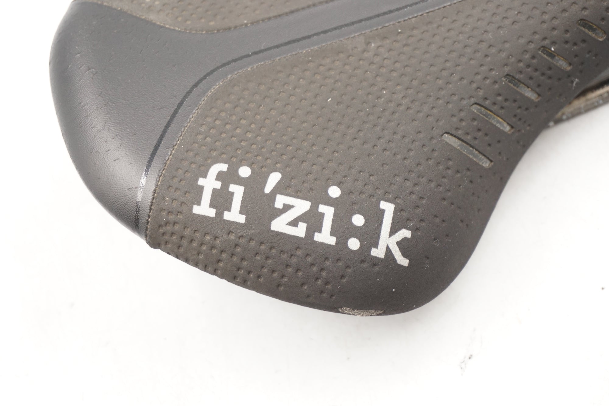 FIZIK 「フィジーク」 ANTARES R3 サドル / 奈良店 ｜ バイチャリ公式