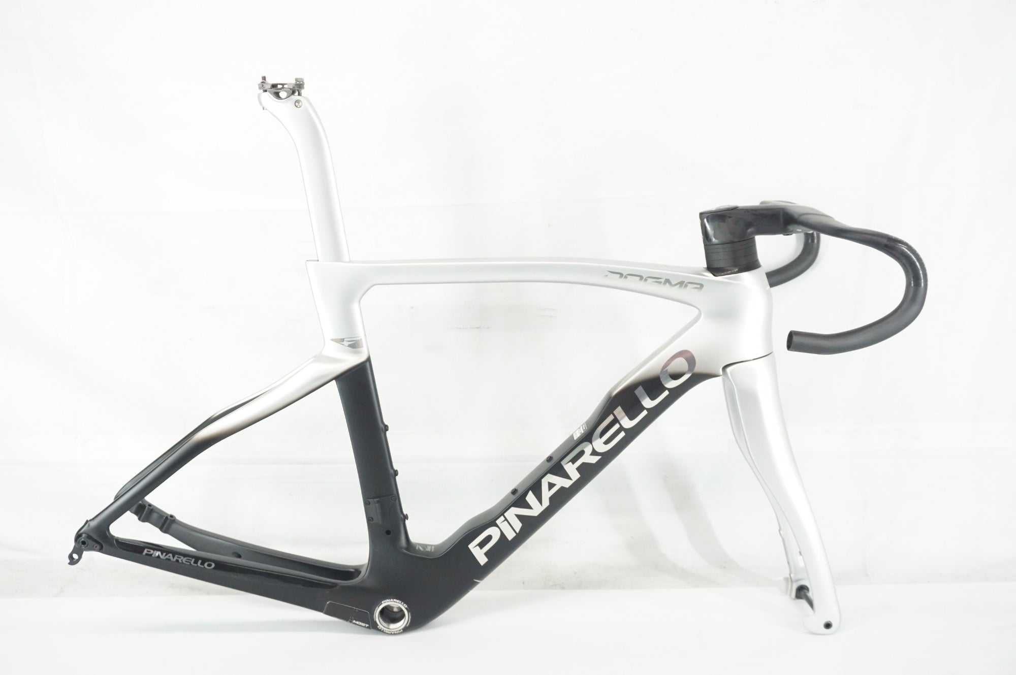 PINARELLO 「ピナレロ」 DOGMA F DISK 2022年モデル フレームセット / 阪急塚口店