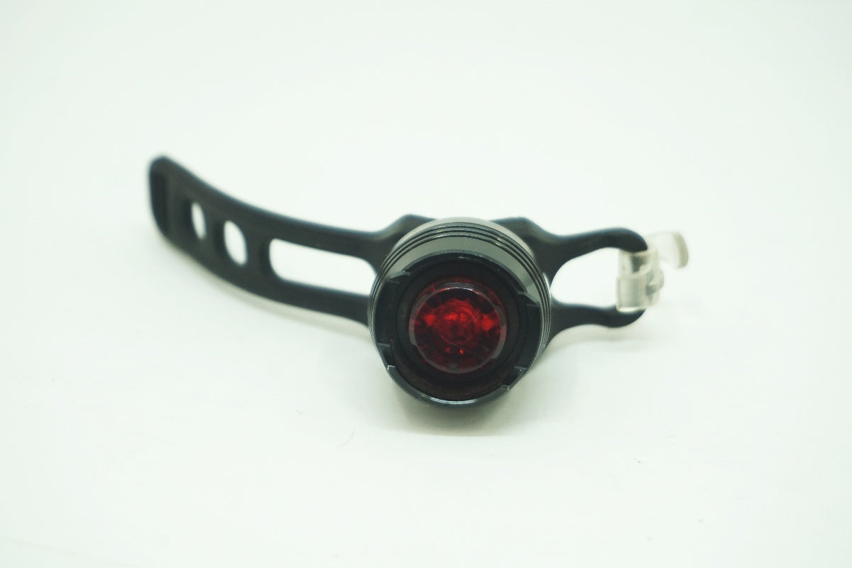 DUSON 「ドゥサン」 RUBY DIAMOND リアライト / 大阪美原北インター店