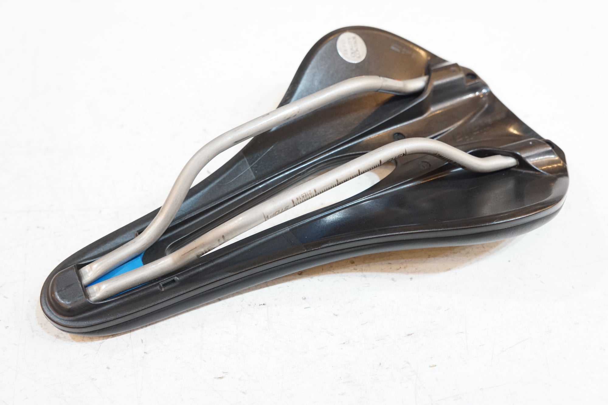 SELLE ITALIA 「セラ イタリア」 NOVUS B00ST EVO サドル / バイチャリ浦和ベース