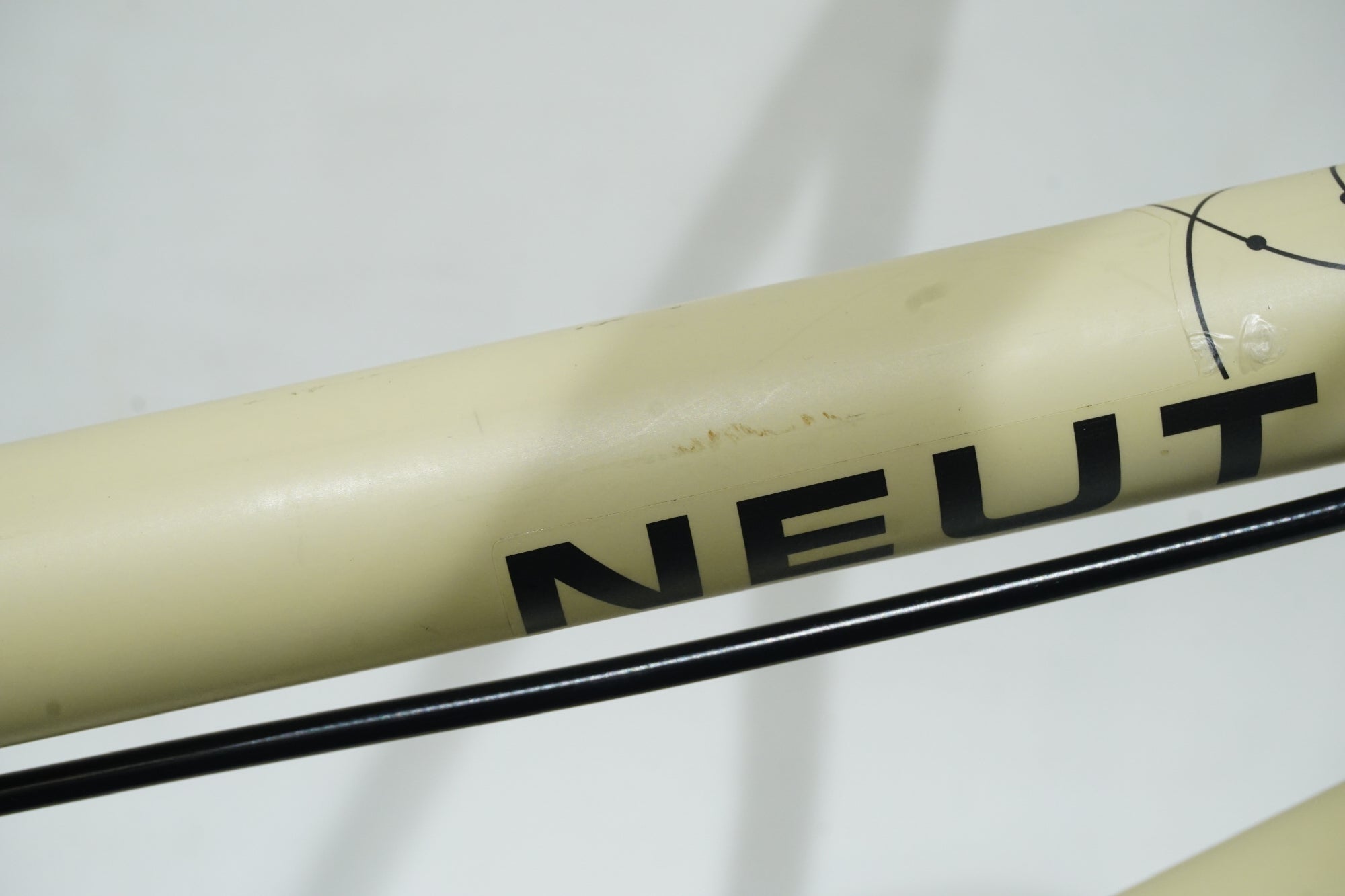 FLYBIKES 「フライバイクス」 NEUTRON 2017年モデル BMX / 浜松店