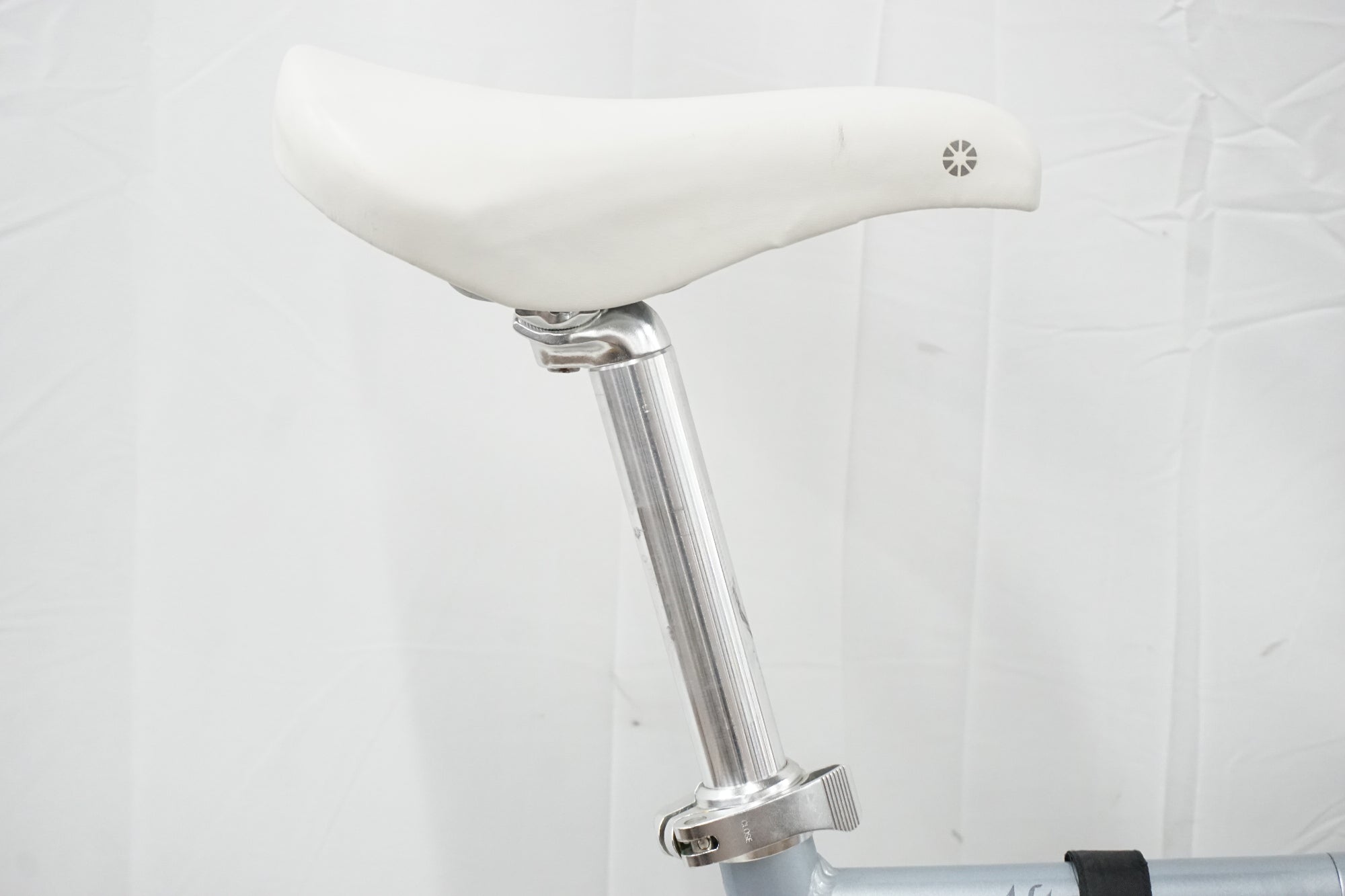 DAHON 「「ダホン」 DASH ALTENA Mサイズ 2015年モデル 折り畳み自転車 / 奈良店