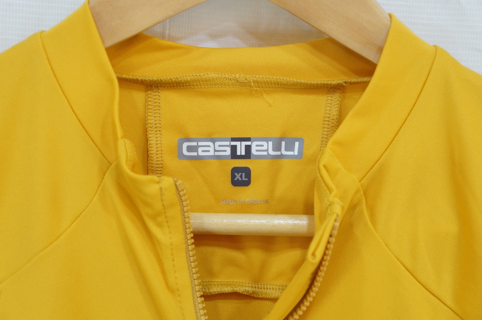 CASTELLI 「カステリ」 XLサイズ 半袖ジャージ / バイチャリ浦和ベース