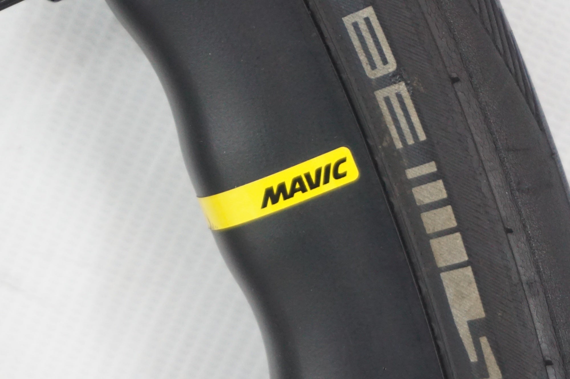 MAVIC 「マヴィック」 KSYRIUM SL 25 DISC シマノ11速 ホイールセット / 阪急塚口店