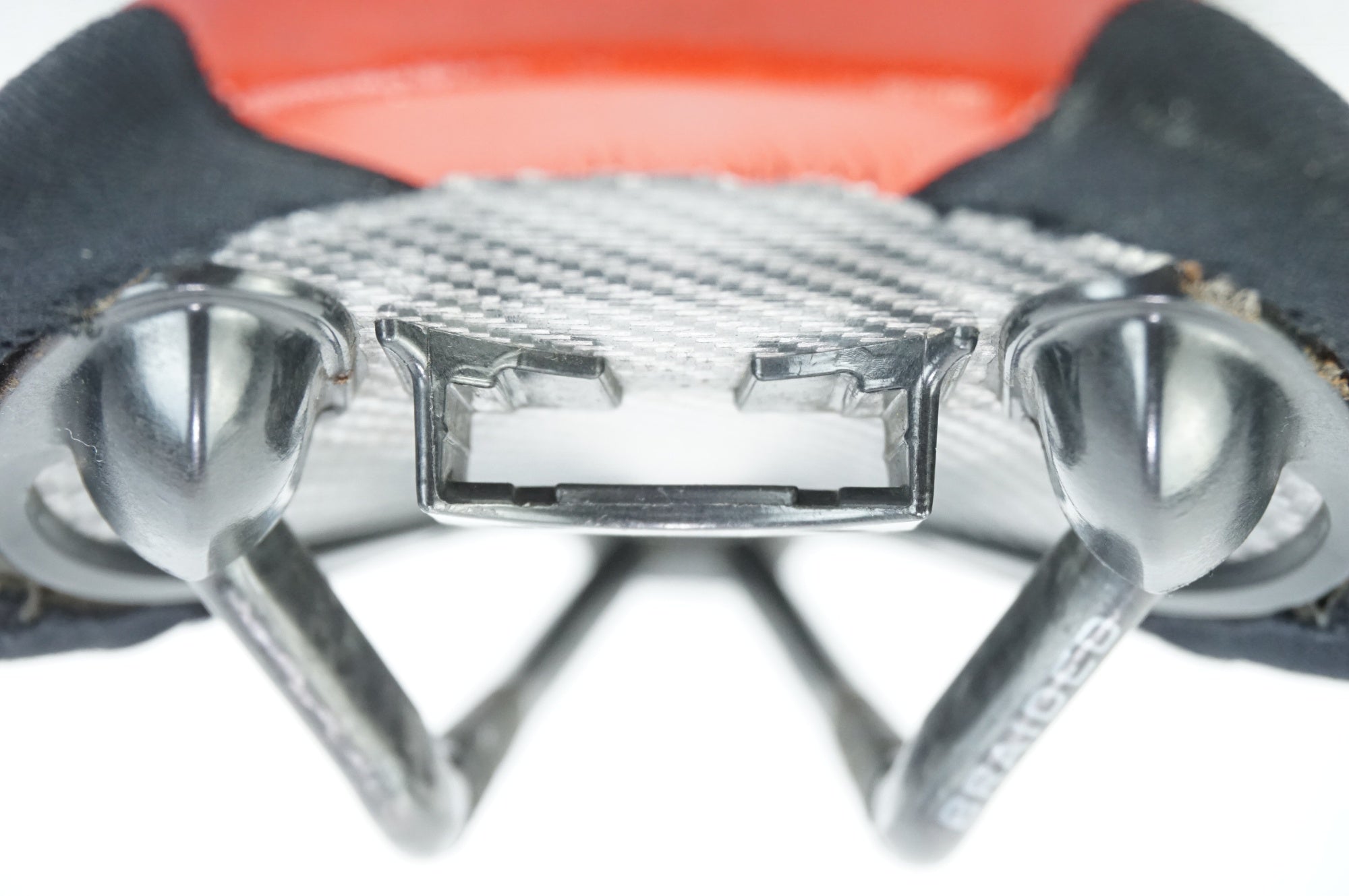 FIZIK 「フィジーク」 GOBI M3 サドル / 中目黒店