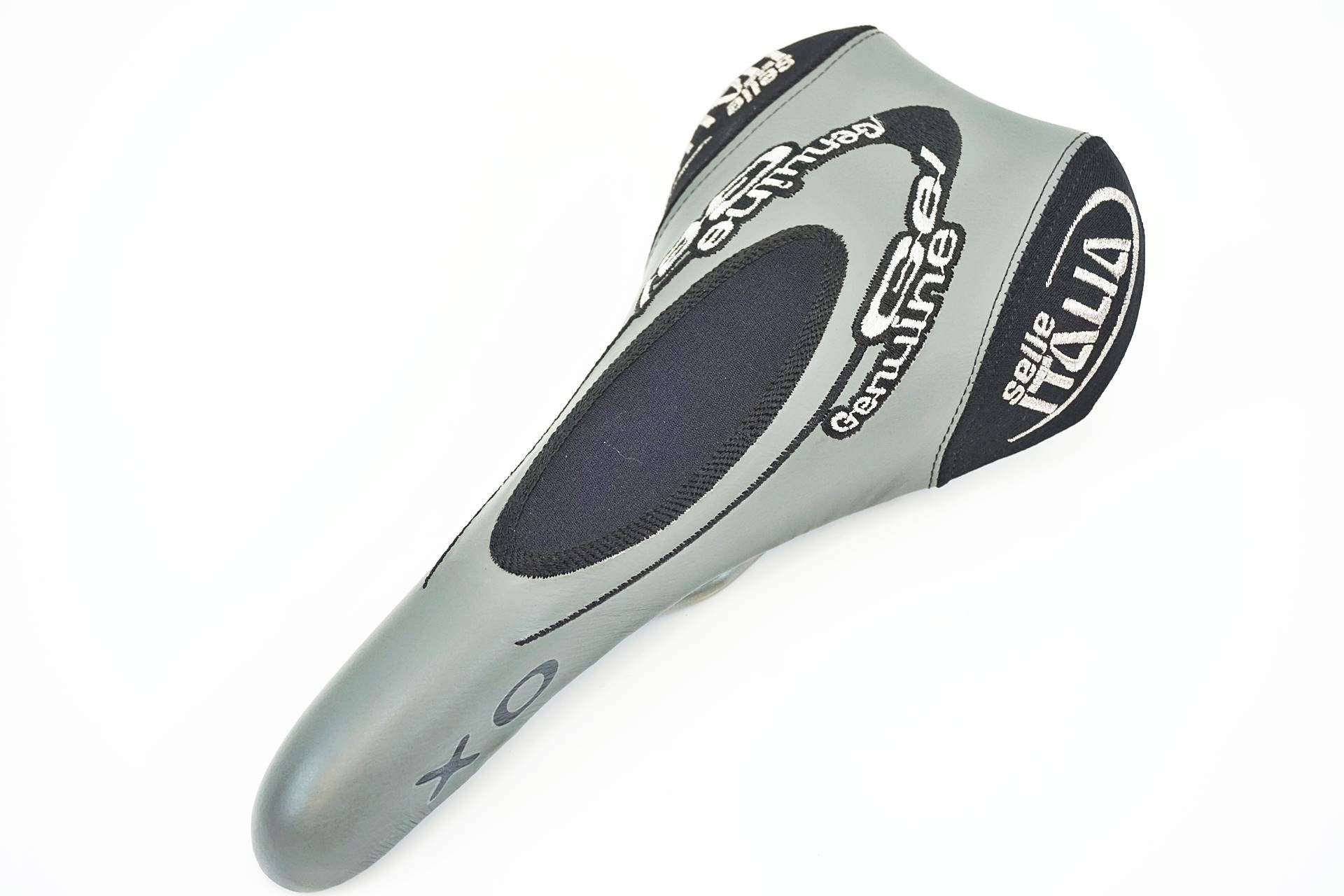 SELLE ITALIA 「セライタリア」 XO GENUINE GEL サドル / 有明