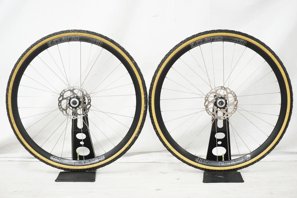 VELOCITY 「ベロシティ-」 AILERON リム SHIMANO FHHB-M675 ハブ