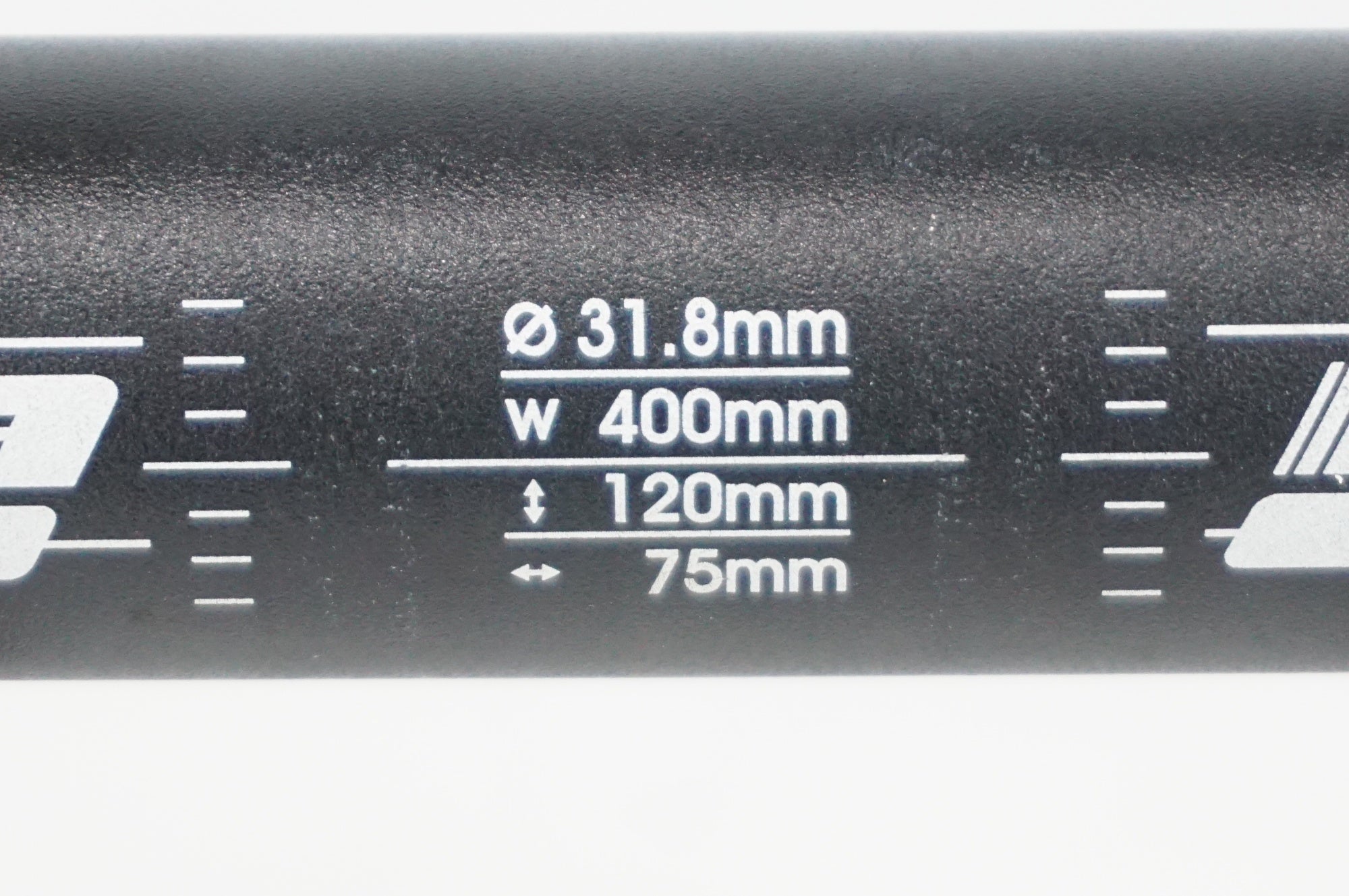 FSA 「エフエスエー」 OMEGA COMPACT Φ31.8 400mm ハンドル / 阪急塚口店