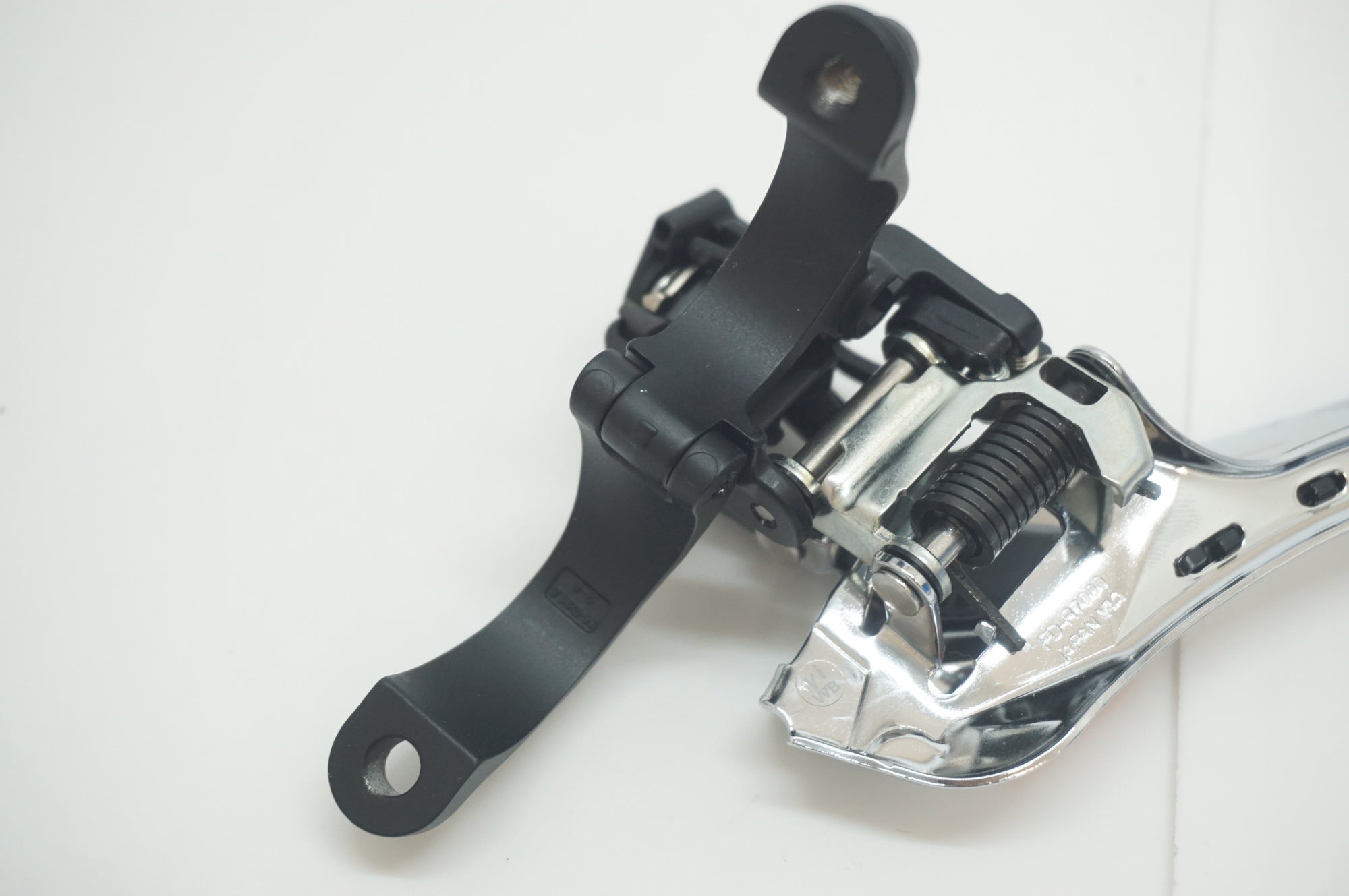 SHIMANO 「シマノ」 105 FD-R7000 フロントディレイラー / 福岡店