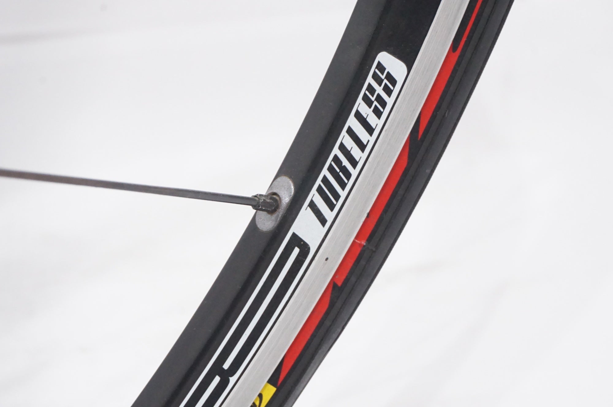 DT SWISS「ディーティースイス」R1650 ホイールセット / AKIBA店