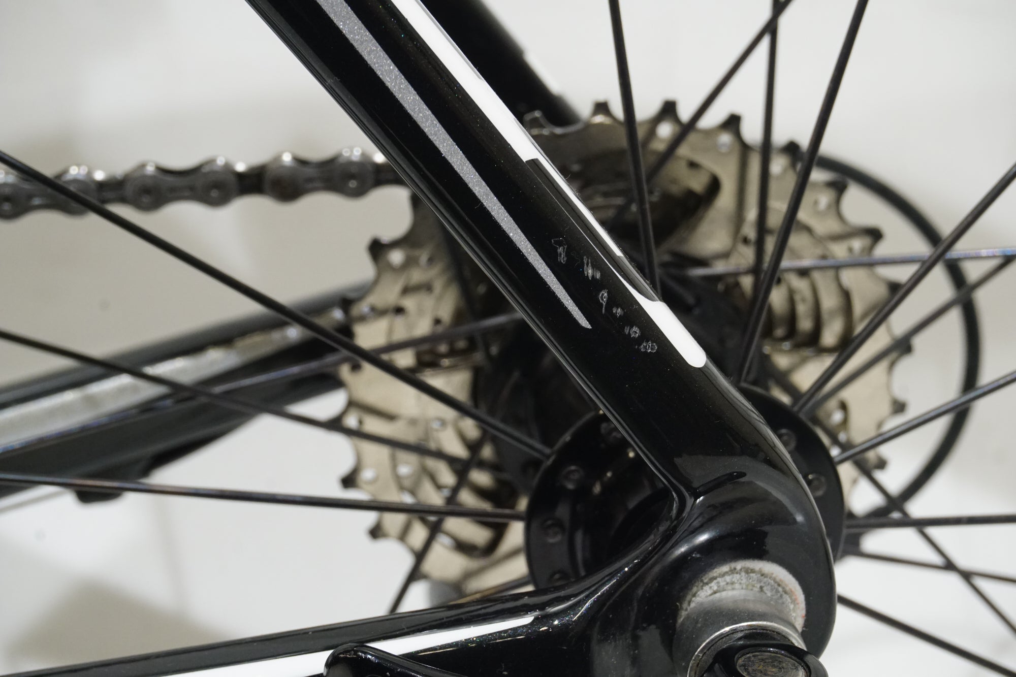 GIANT 「ジャイアント」 DEFY COMPOSITE3 2012年モデル ロードバイク