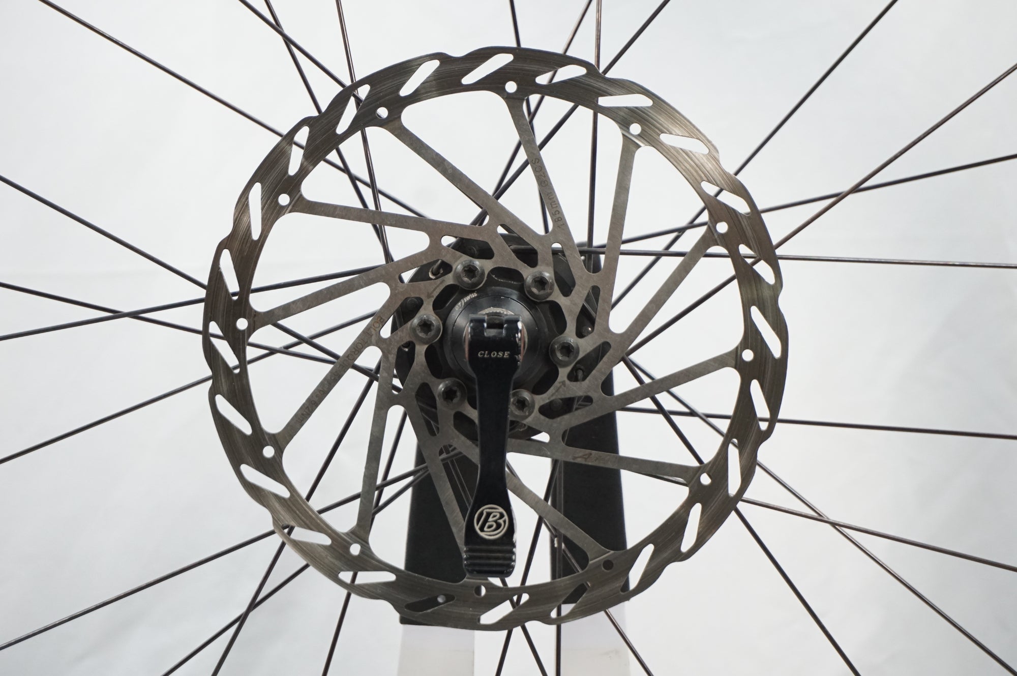 BONTRAGER 「ボントレガー」 RACE LITE TUBELESS 26インチ ホイール