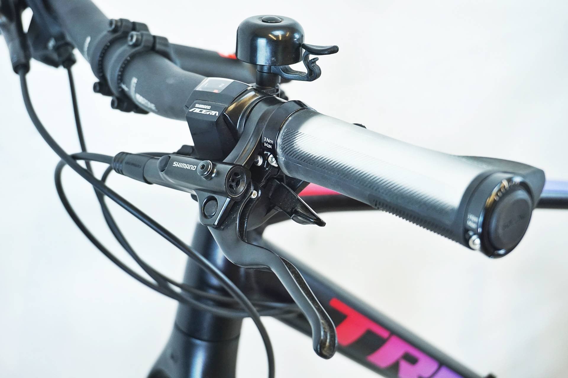 TREK 「トレック」 FX3 WSD DISC 2021年モデル クロスバイク / 有明ガーデン店
