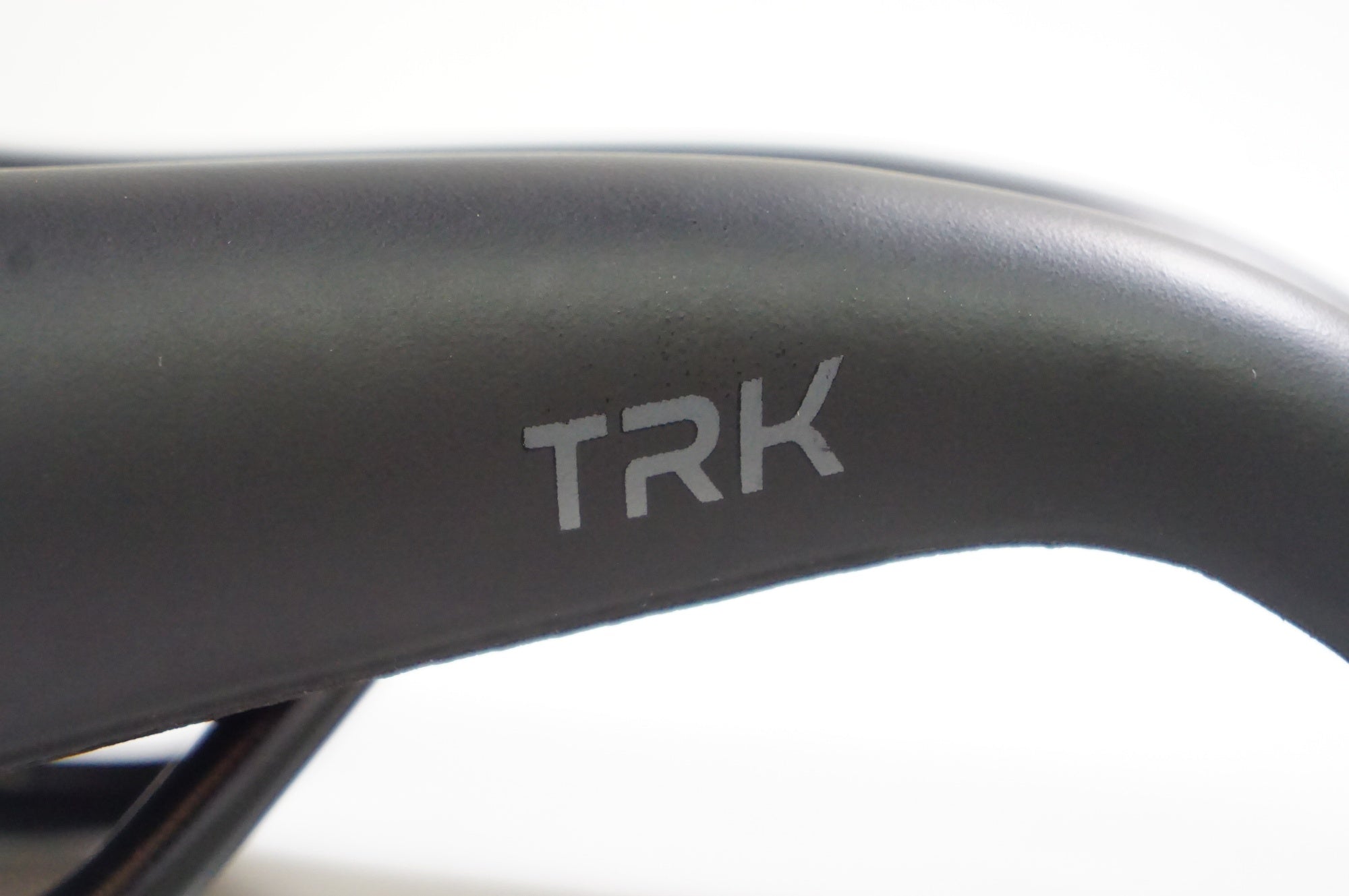 SELLE SMP 「セラエスエムピー」 TRK サドル / 熊谷本店