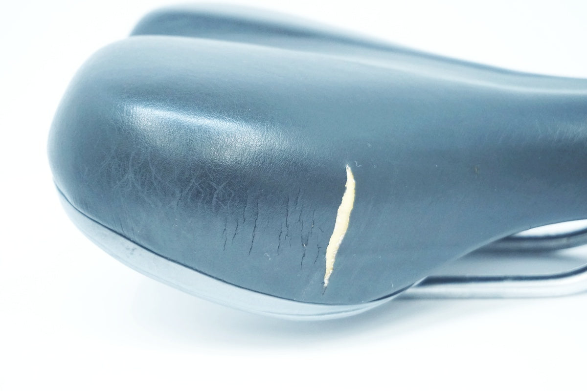 VELO 「ベロ」 サドル / 大阪美原北インター店