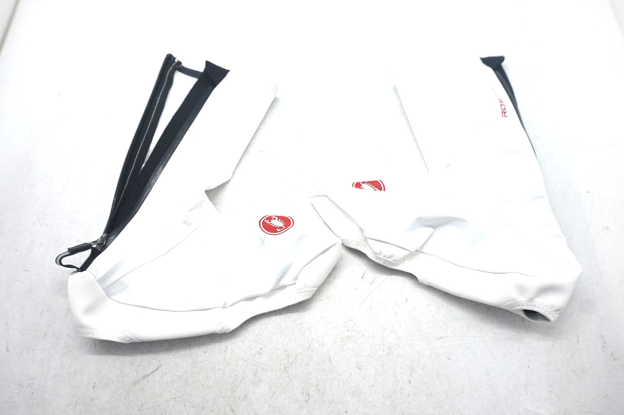 CASTELLI 「カステリ」 ROSSO CORSA メンズMサイズ シューカバー / 大阪門真店