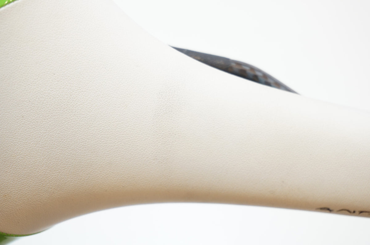 FIZIK 「フィジーク」 ANTARES CARBON BRAIDED サドル / 浦和ベース