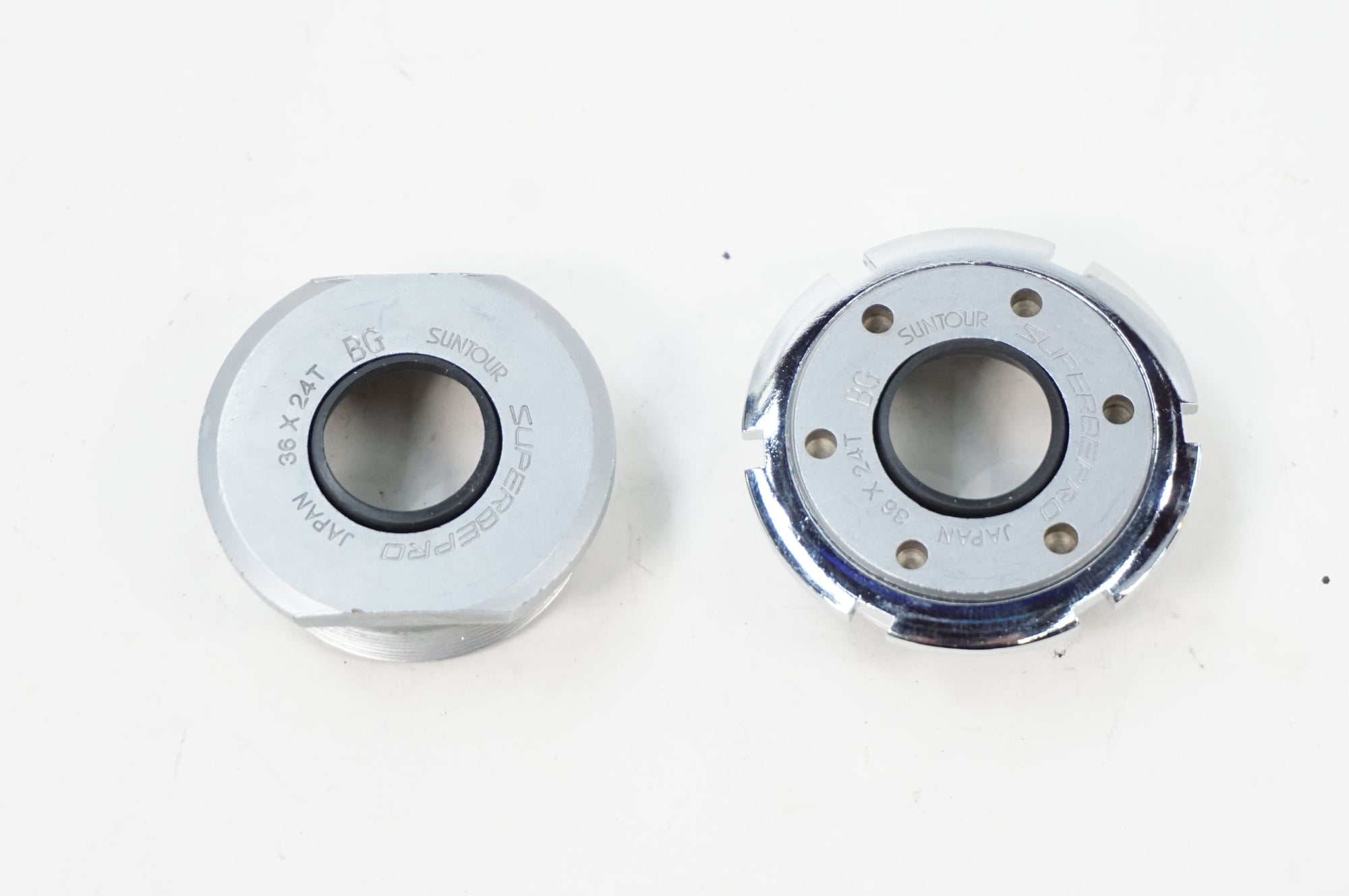 SUNTOUR 「サンツアー」 SUPERBE PRO ボトムブラケットカップのみ / 川越店