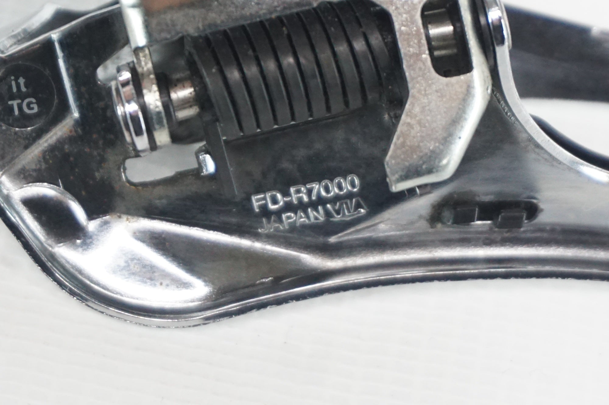 SHIMANO 「シマノ」 105 FD-R7000 フロントディレイラー / 阪急塚口店