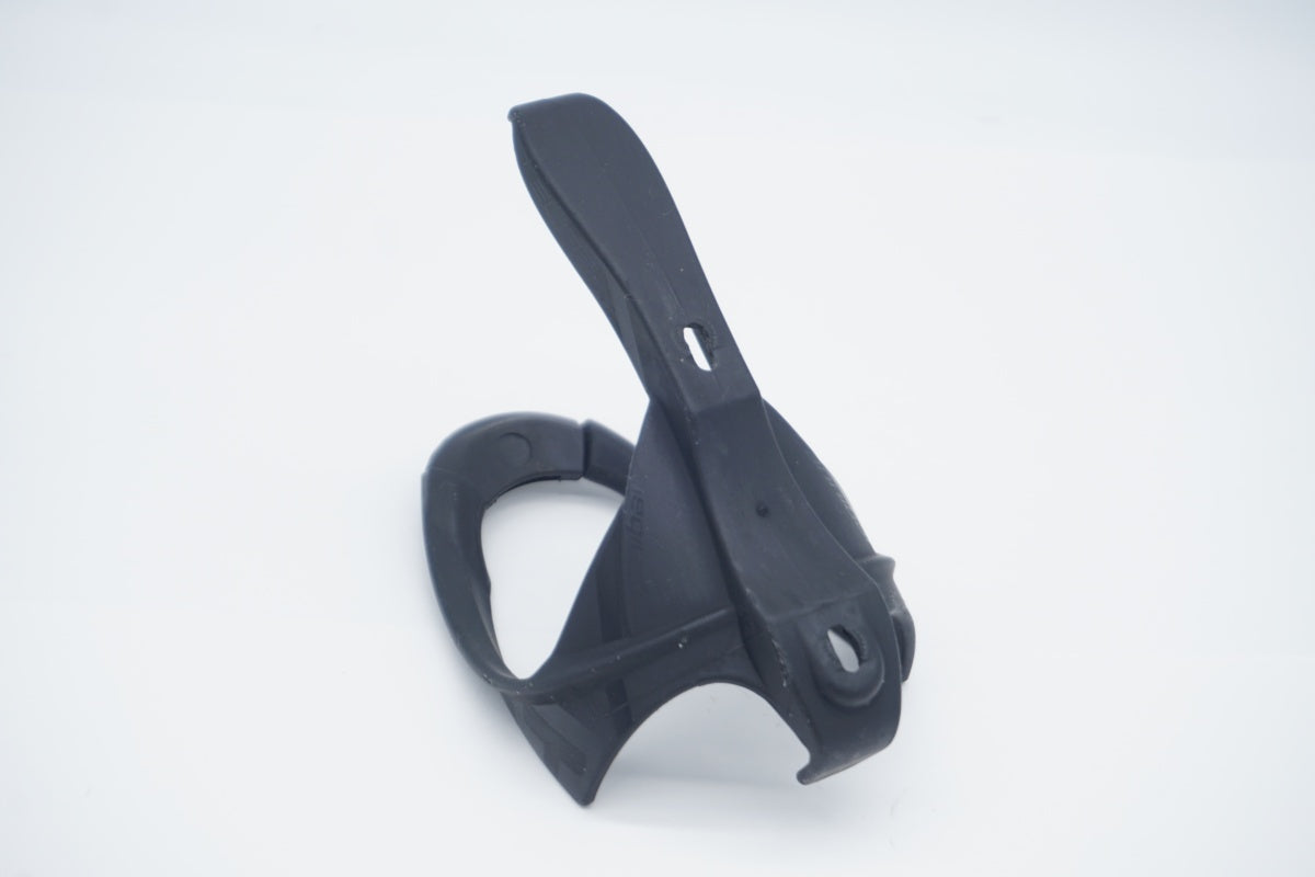 ELITE 「エリート」 CANNIBAL ボトルケージ / 滋賀大津店