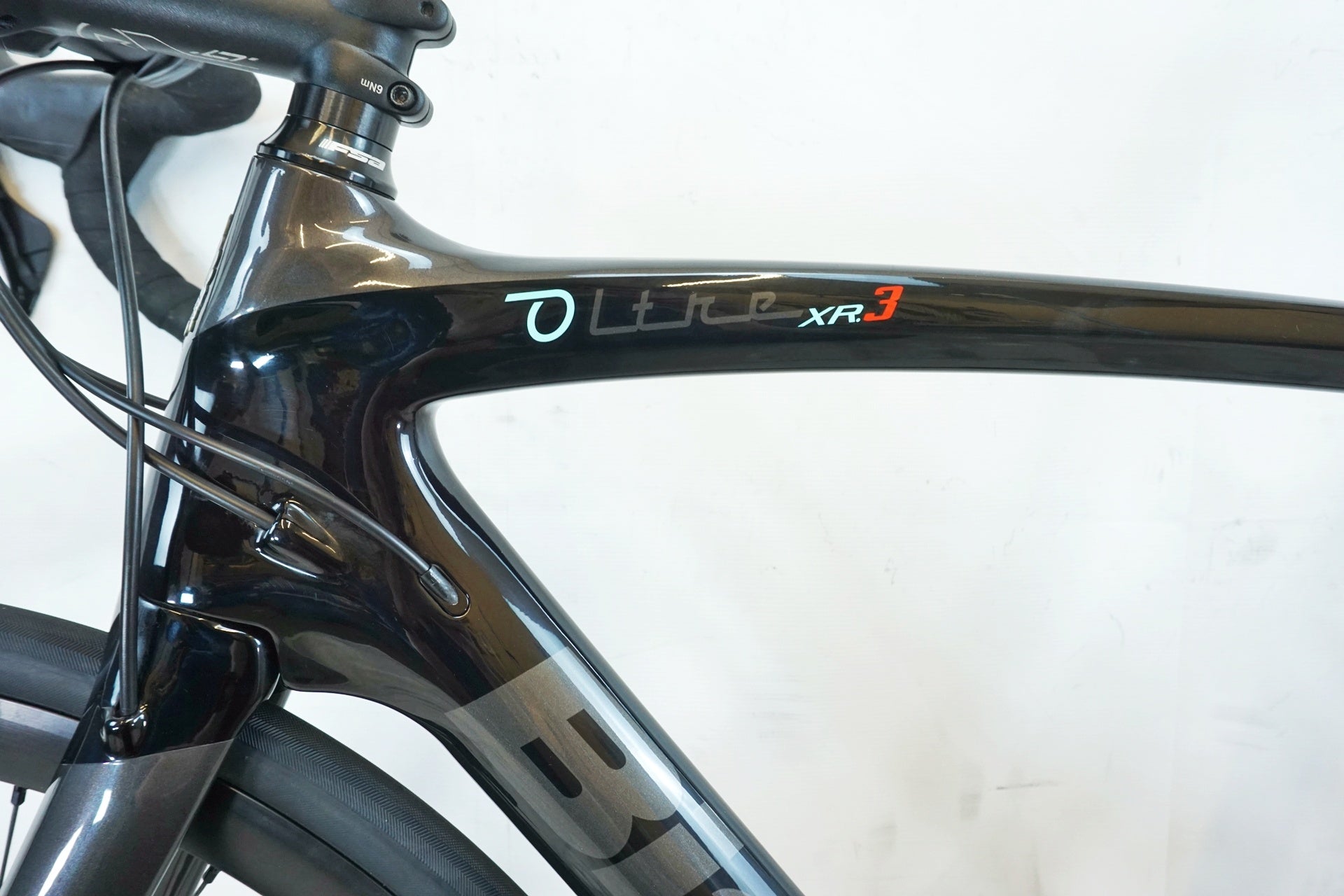 BIANCHI 「ビアンキ」 OLTRE XR3 105 DISC 2021年モデル ロードバイク