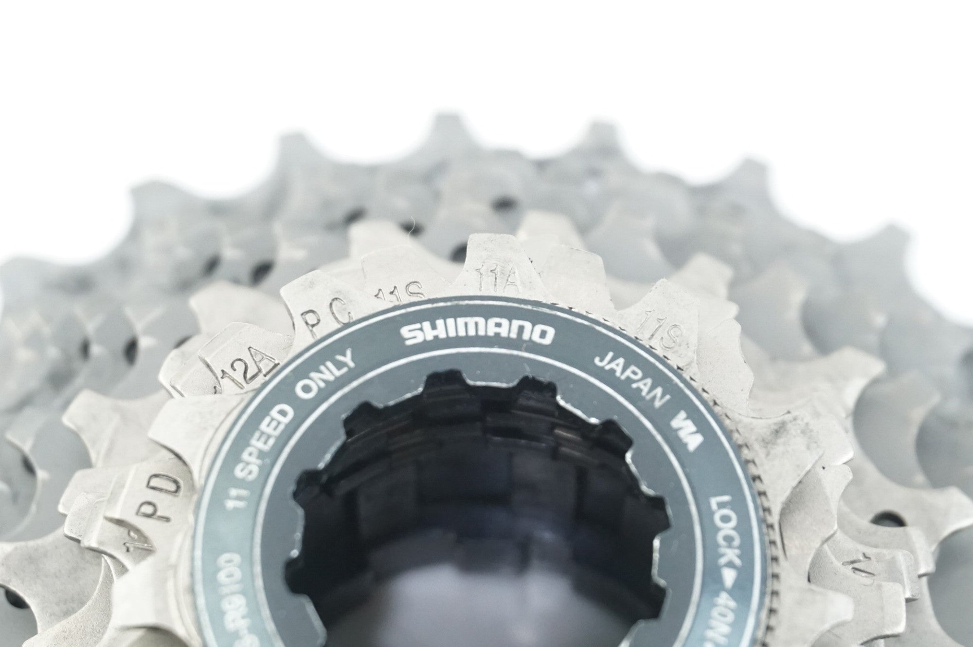 SHIMANO 「シマノ」 DURA-ACE CS-R9100 11S 11-28T スプロケット / 中