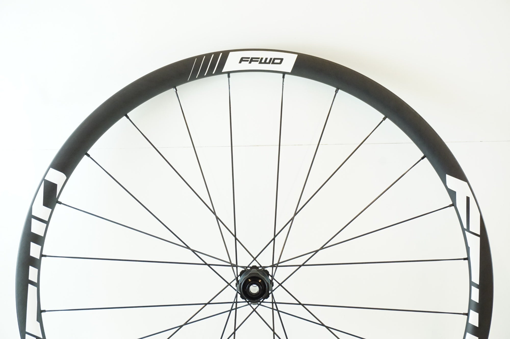 FFWD 「ファストフォワード」 F3 リム DT SWISS 240S ハブ シマノ11速