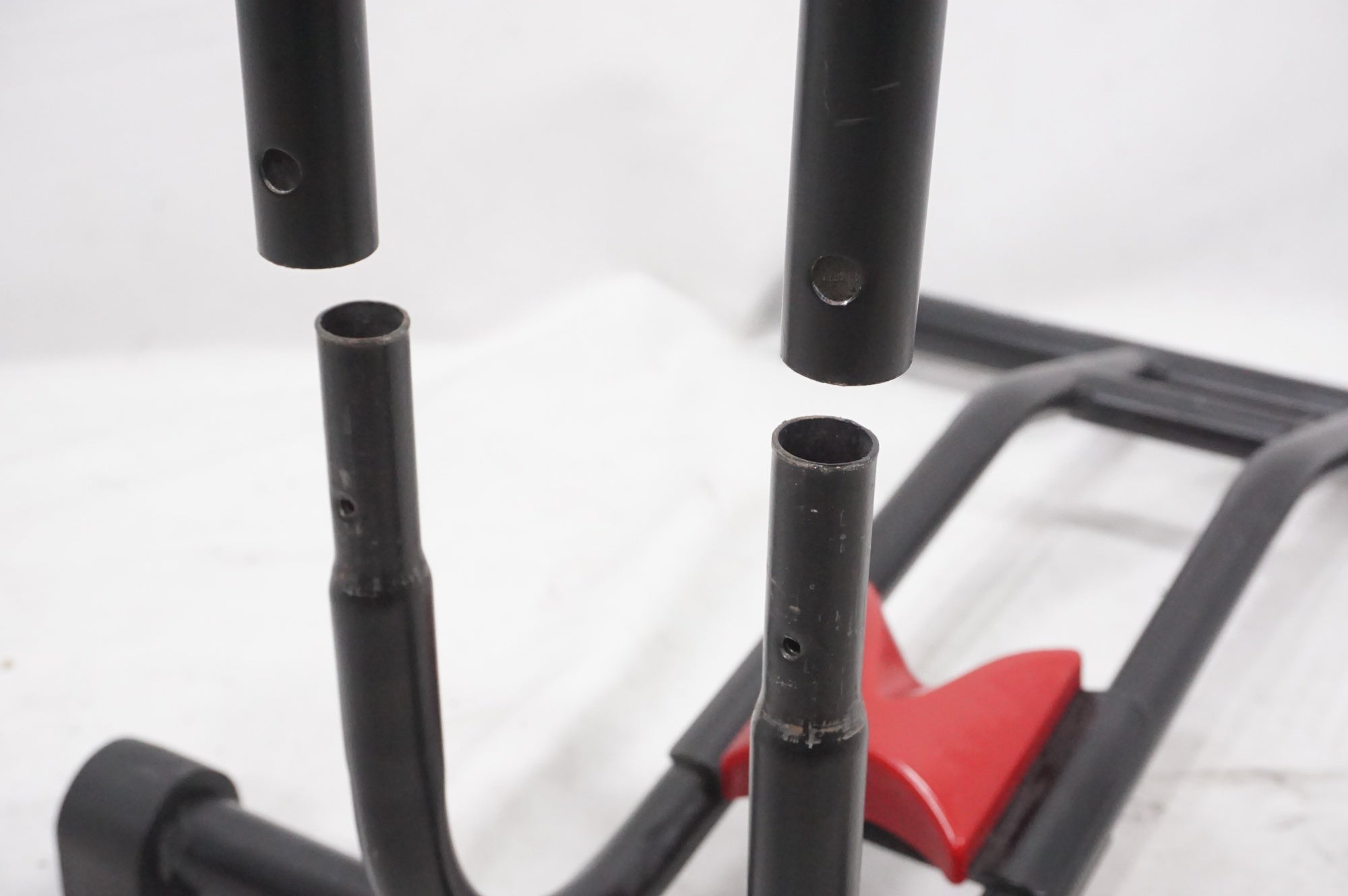 VELOLINE 「ベロライン」 ディスプレイスタンド / AKIBA店