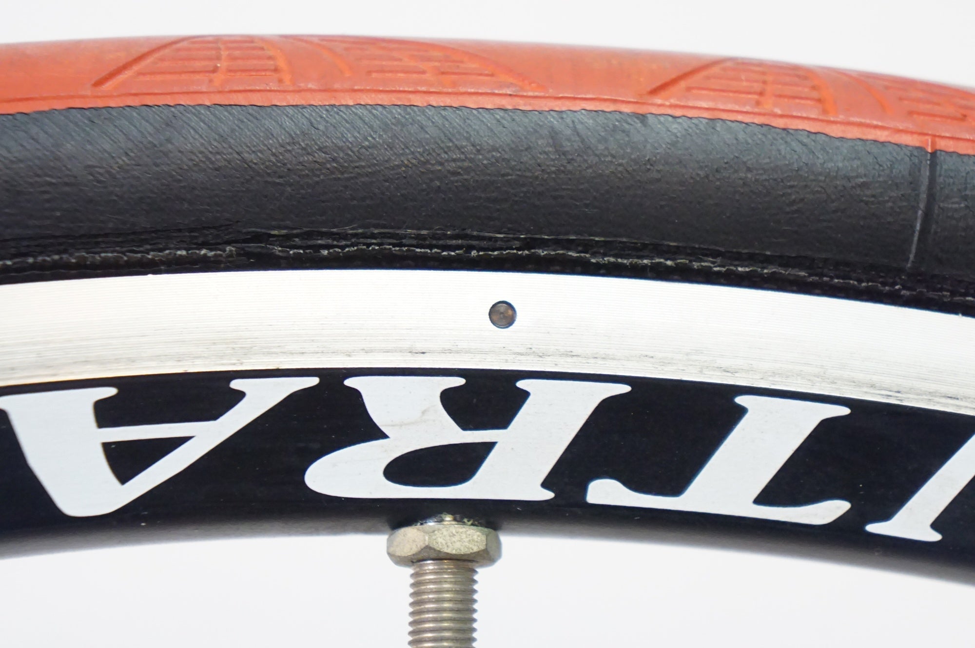 BONTRAGER 「ボントレガー」 RACE LITE シマノ8-10速 ホイールセット