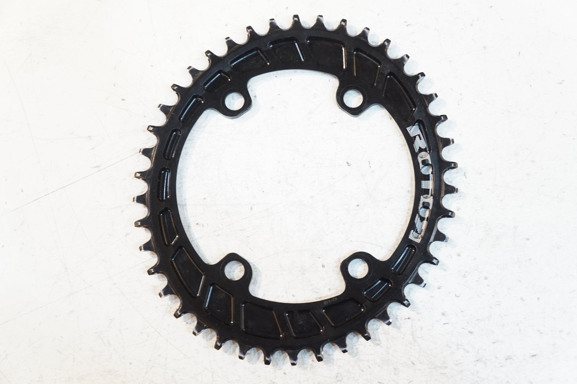 ROTOR 「ローター」 Q-RINGS 110BCD 42T チェーンリング / バイチャリ