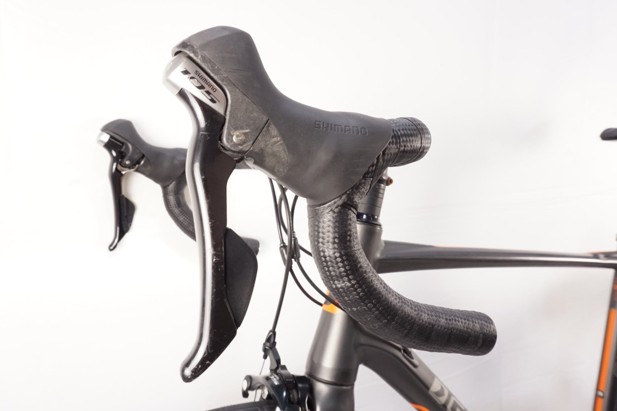GARNEAU 「ガノー」 AXIS SL2 2015年モデル ロードバイク / 中目黒店