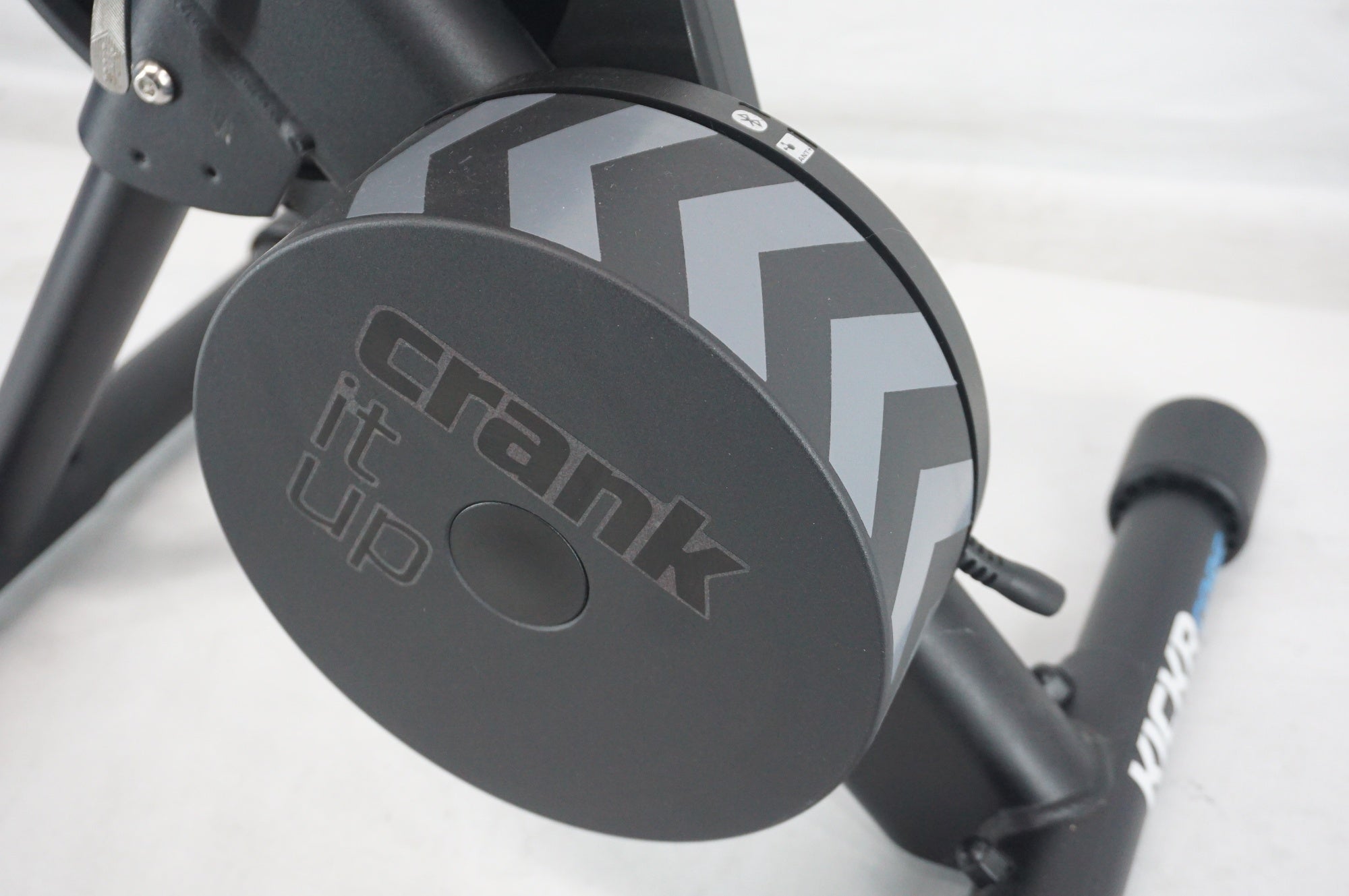 WAHOO 「ワフー」 KICKR CORE WF123 スマートトレーナー / 阪急塚口店