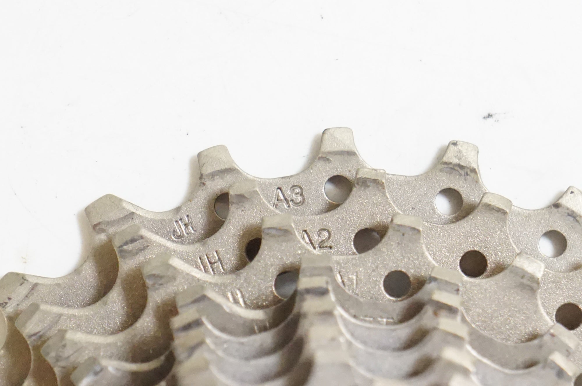 SHIMANO 「シマノ」 ULTEGRA CS-6700 11-23T スプロケット / 熊谷本店